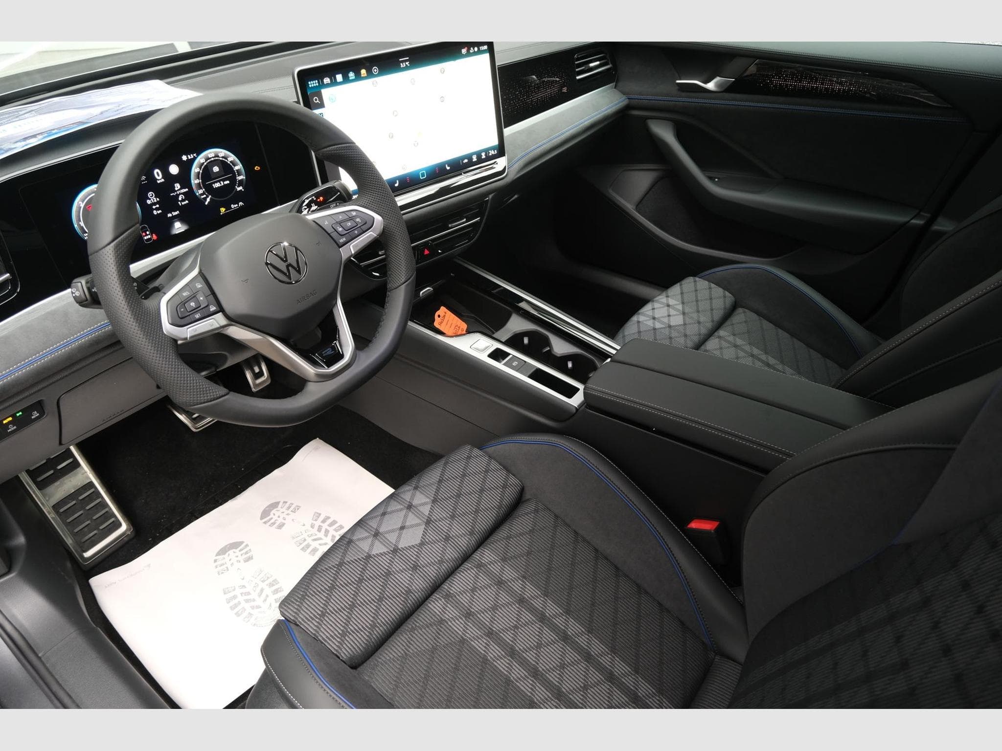 VW Passat Variant Var. 2.0 (2026) - Foto 14