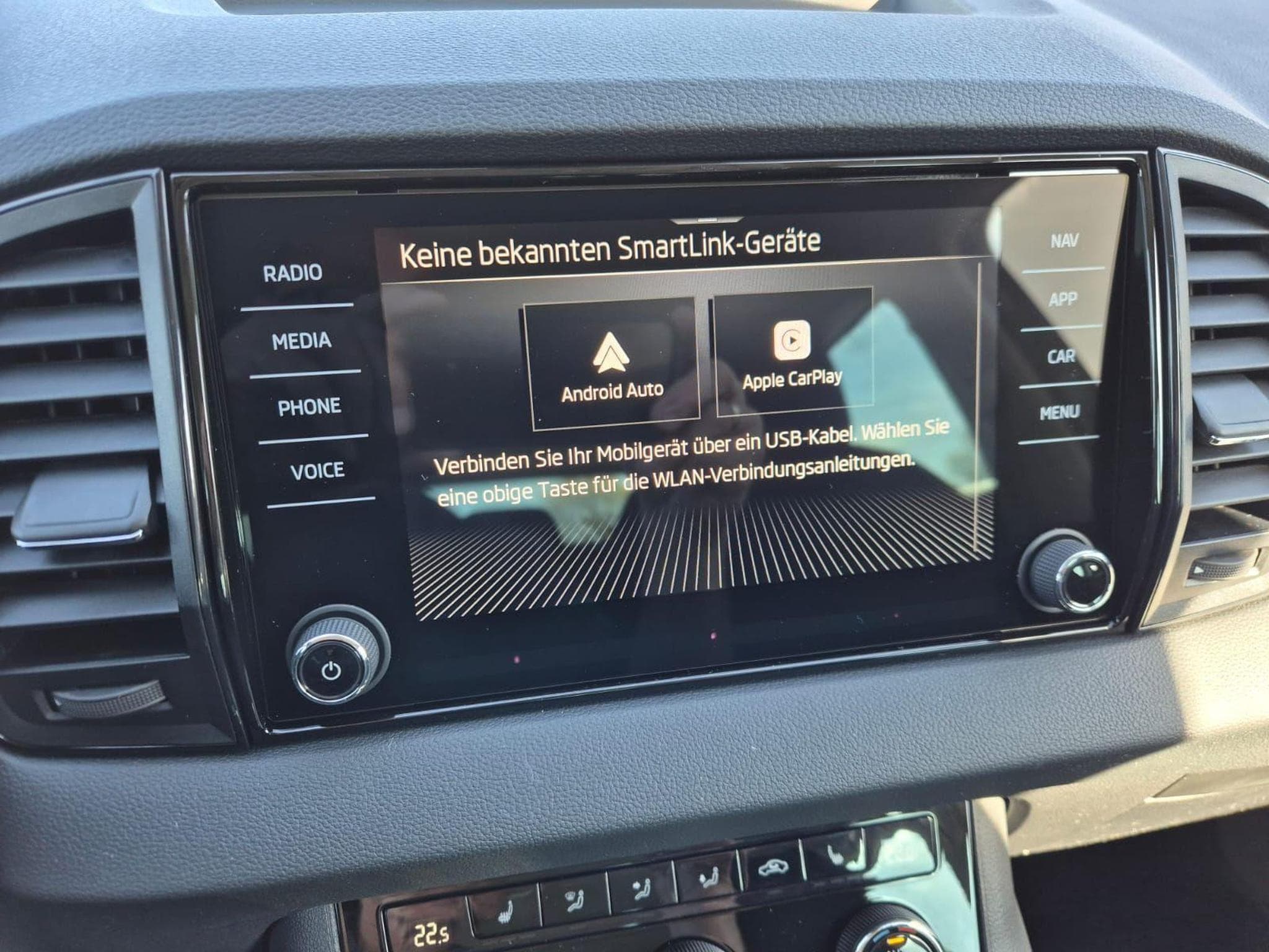 Skoda Karoq 1.5 TSI 150PS (2026) - Foto 18