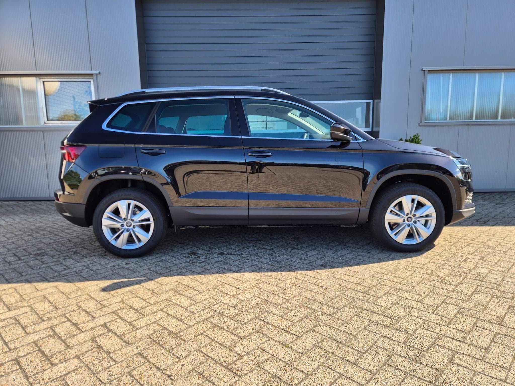 Skoda Karoq 1.5 TSI 150PS (2026) - Foto 6