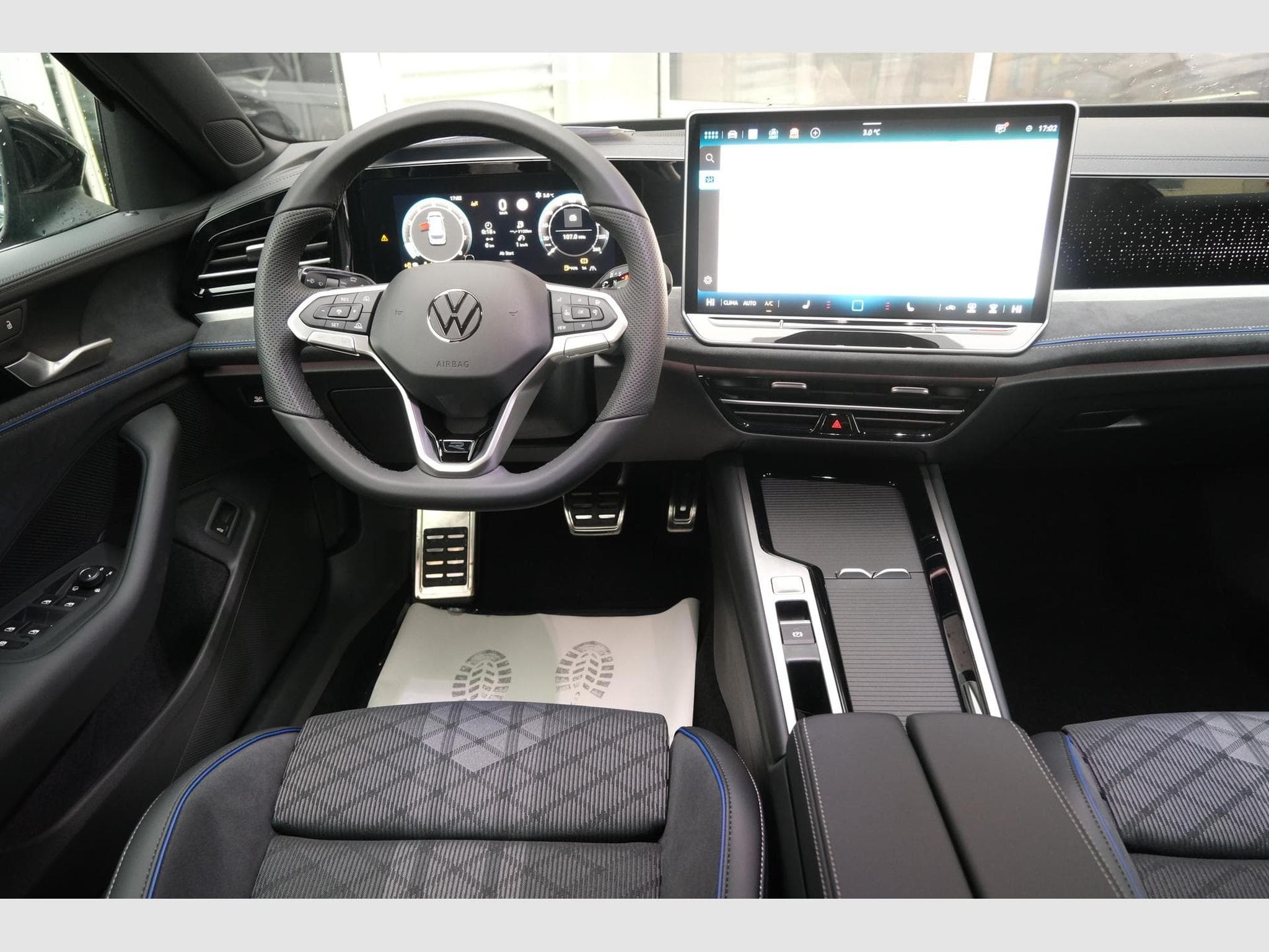 VW Passat Variant Var. 2.0 (2026) - Foto 10
