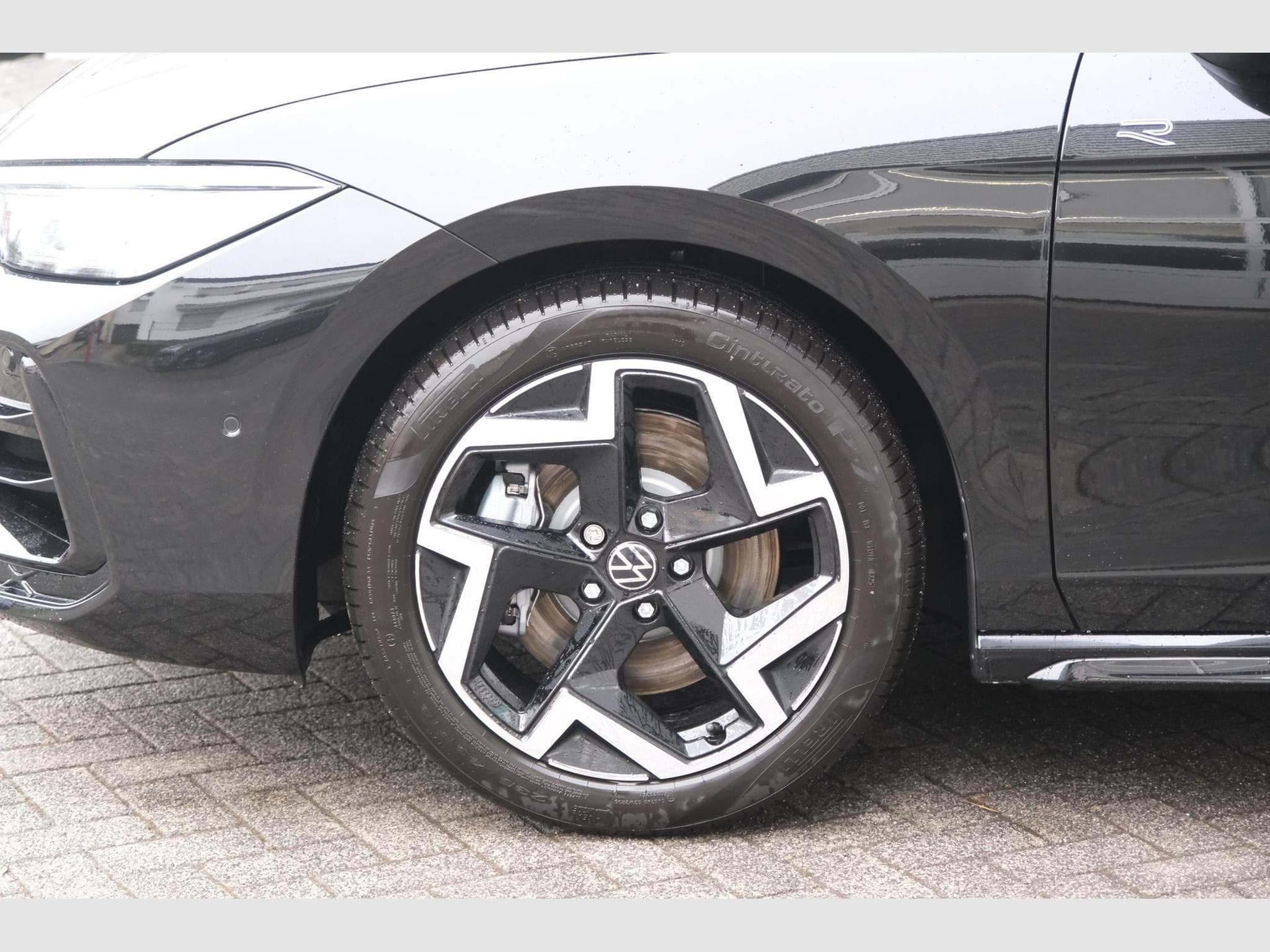 VW Passat Variant Var. 2.0 (2026) - Foto 17