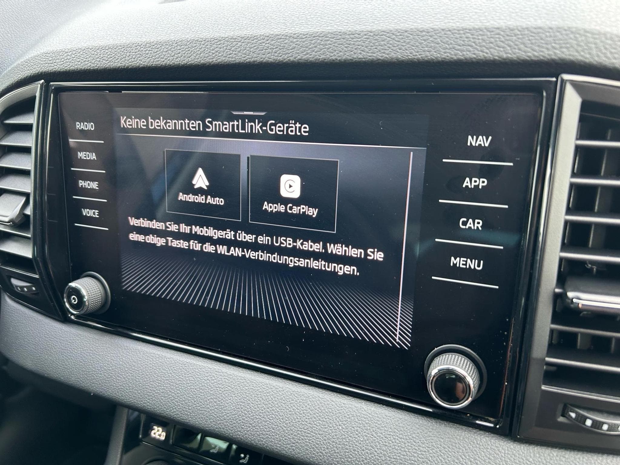 Skoda Karoq Selection (2025) - Foto 11