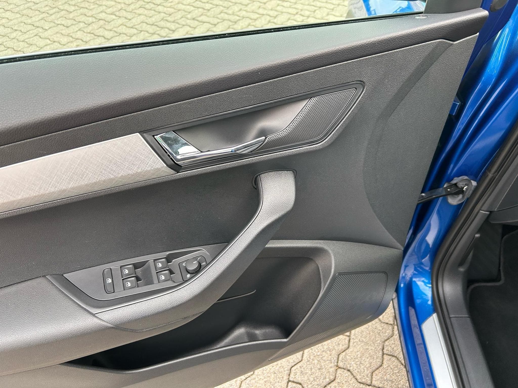 Skoda Karoq Selection (2025) - Foto 3