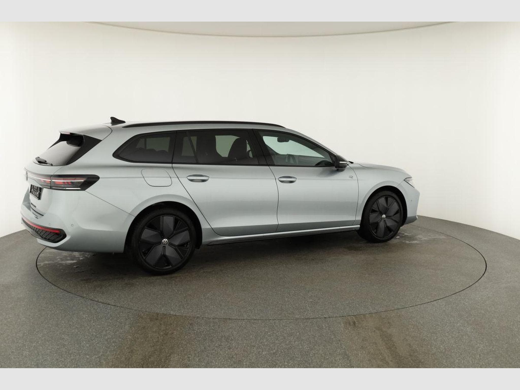 VW Passat Variant 2.0 TDI 142 kW 4Motion R-Line (2026) - Foto 20