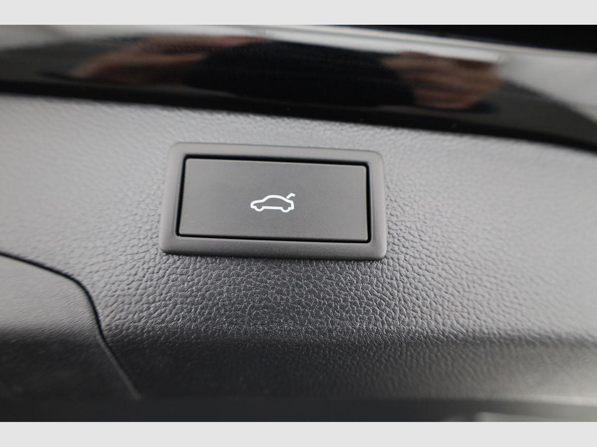 VW Passat Variant 2.0 TDI 142 kW 4Motion R-Line (2026) - Foto 15