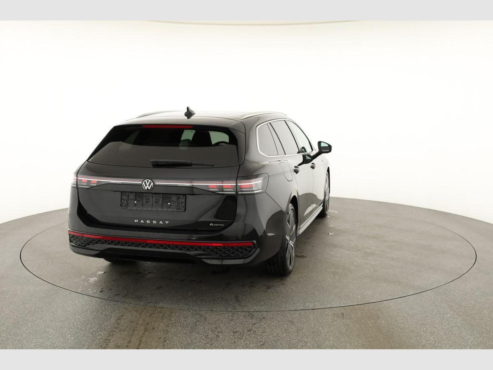 VW Passat Variant 2.0 TDI 142 kW 4Motion R-Line (2026) - Foto 18
