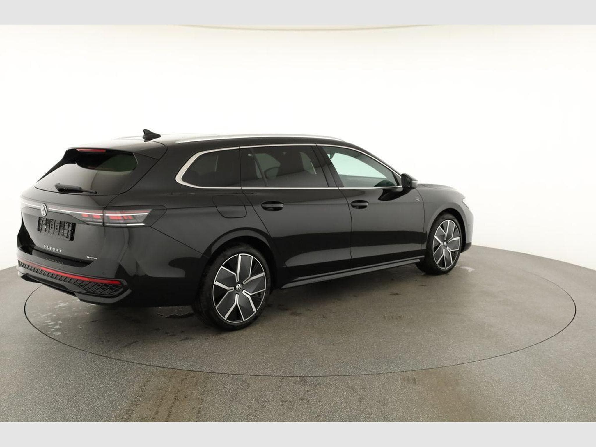 VW Passat Variant 2.0 TDI 142 kW 4Motion R-Line (2026) - Foto 20