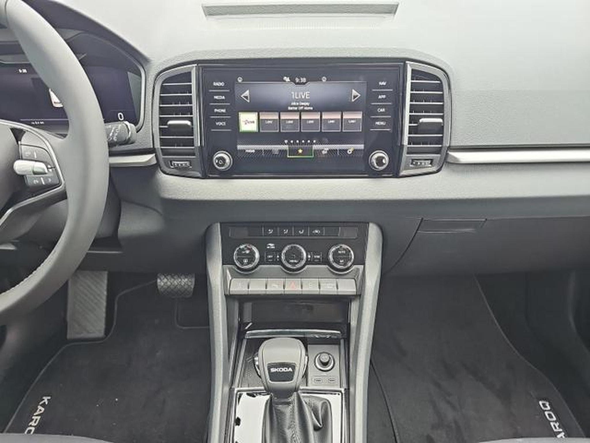 Skoda Karoq Selection (2026) - Foto 11