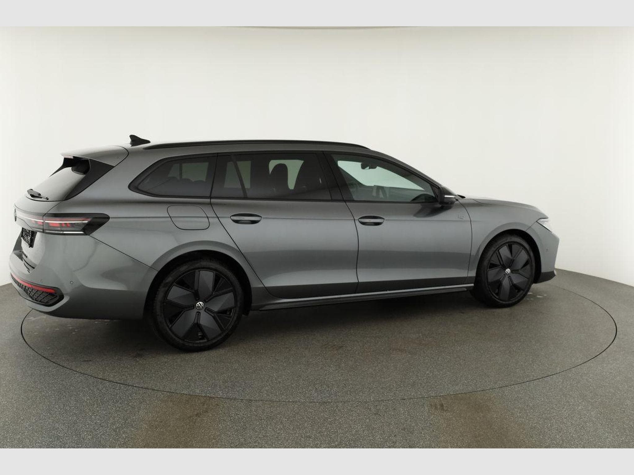 VW Passat Variant 2.0 TSI 195 kW 4Motion R-Line (2026) - Foto 20