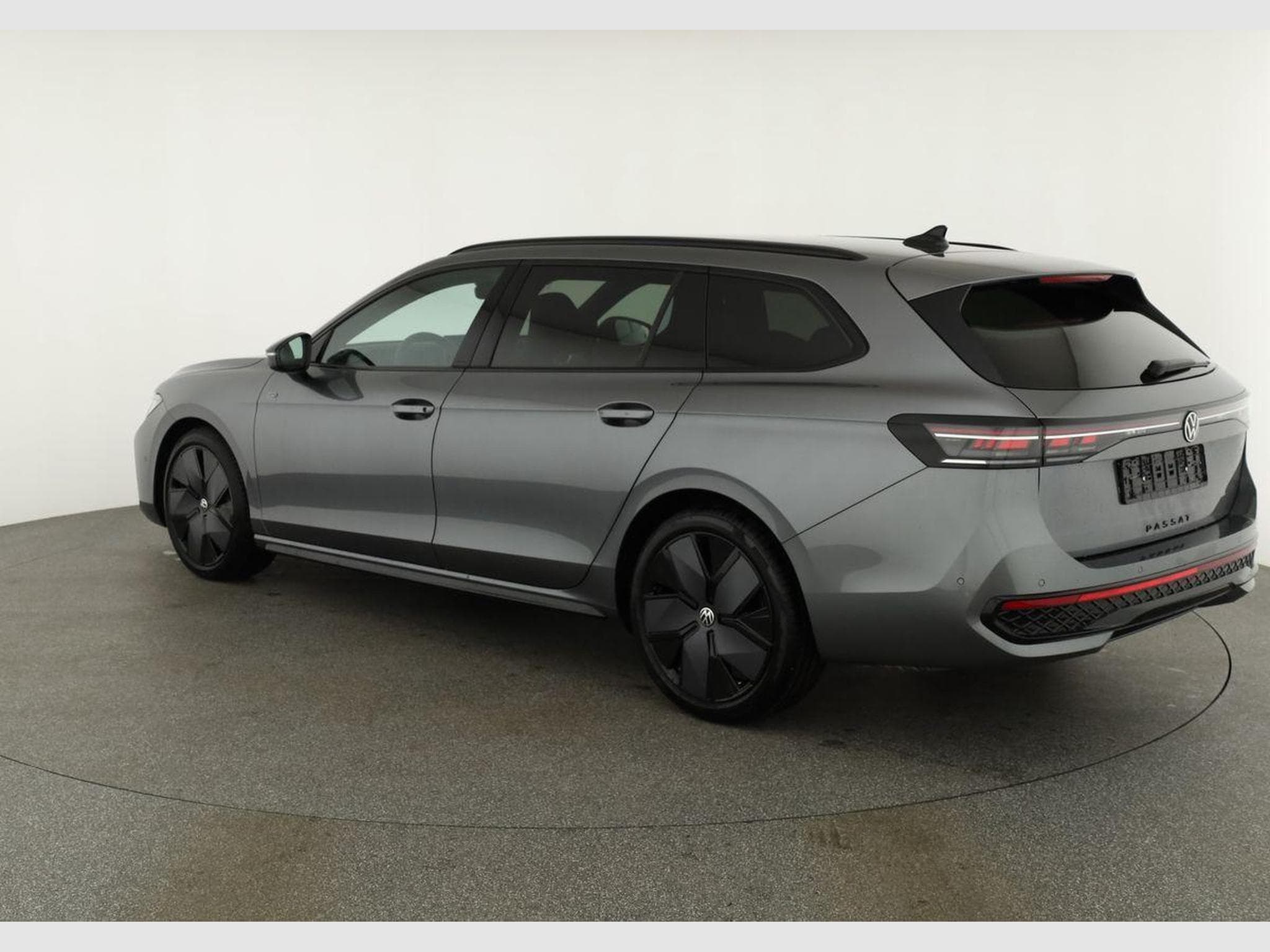VW Passat Variant 2.0 TSI 195 kW 4Motion R-Line (2026) - Foto 3