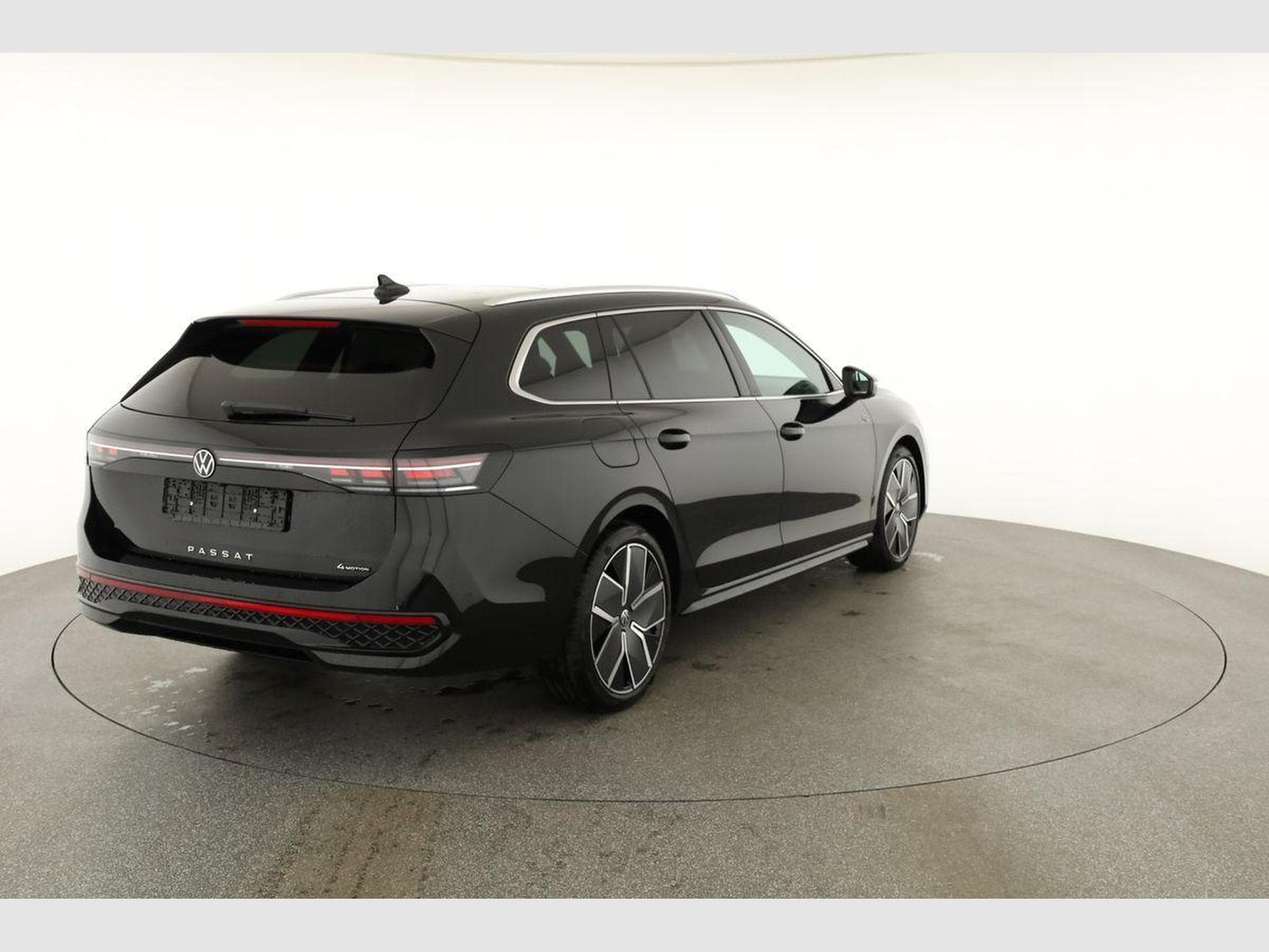 VW Passat Variant 2.0 TDI 142 kW 4Motion R-Line (2026) - Foto 19