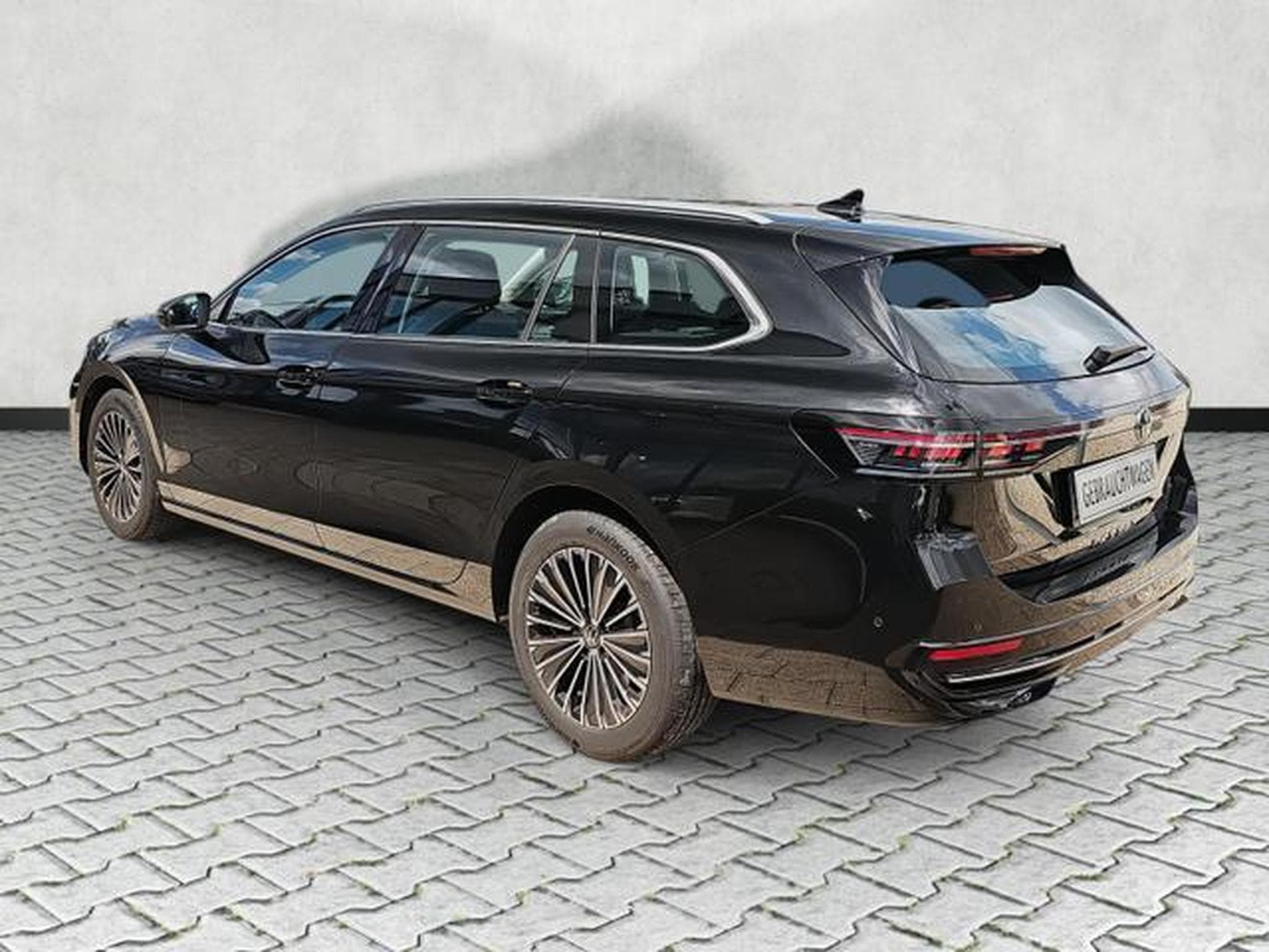 VW Passat Variant 2.0 TDI 110 kW Elegance (2024) - Photo 5