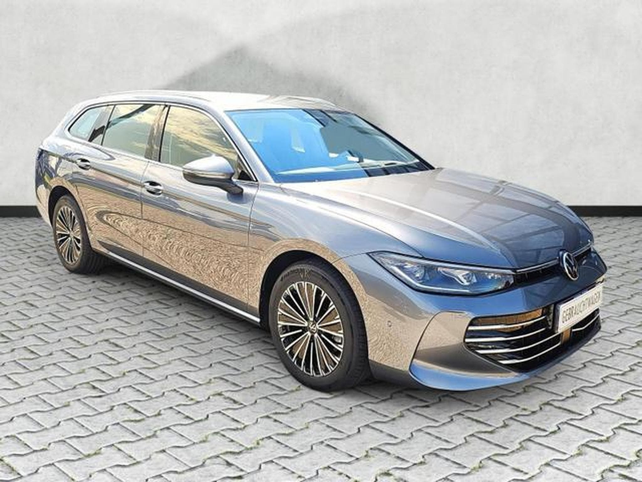 VW Passat Variant 2.0 TDI 110 kW Elegance (2025) - Photo 1