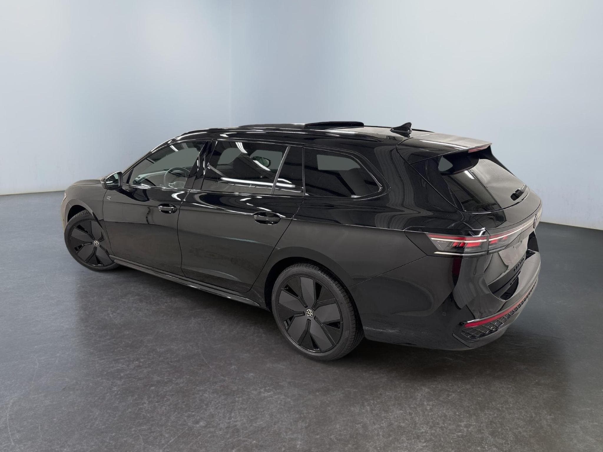 VW Passat Variant R-Line (2026) - Foto 5