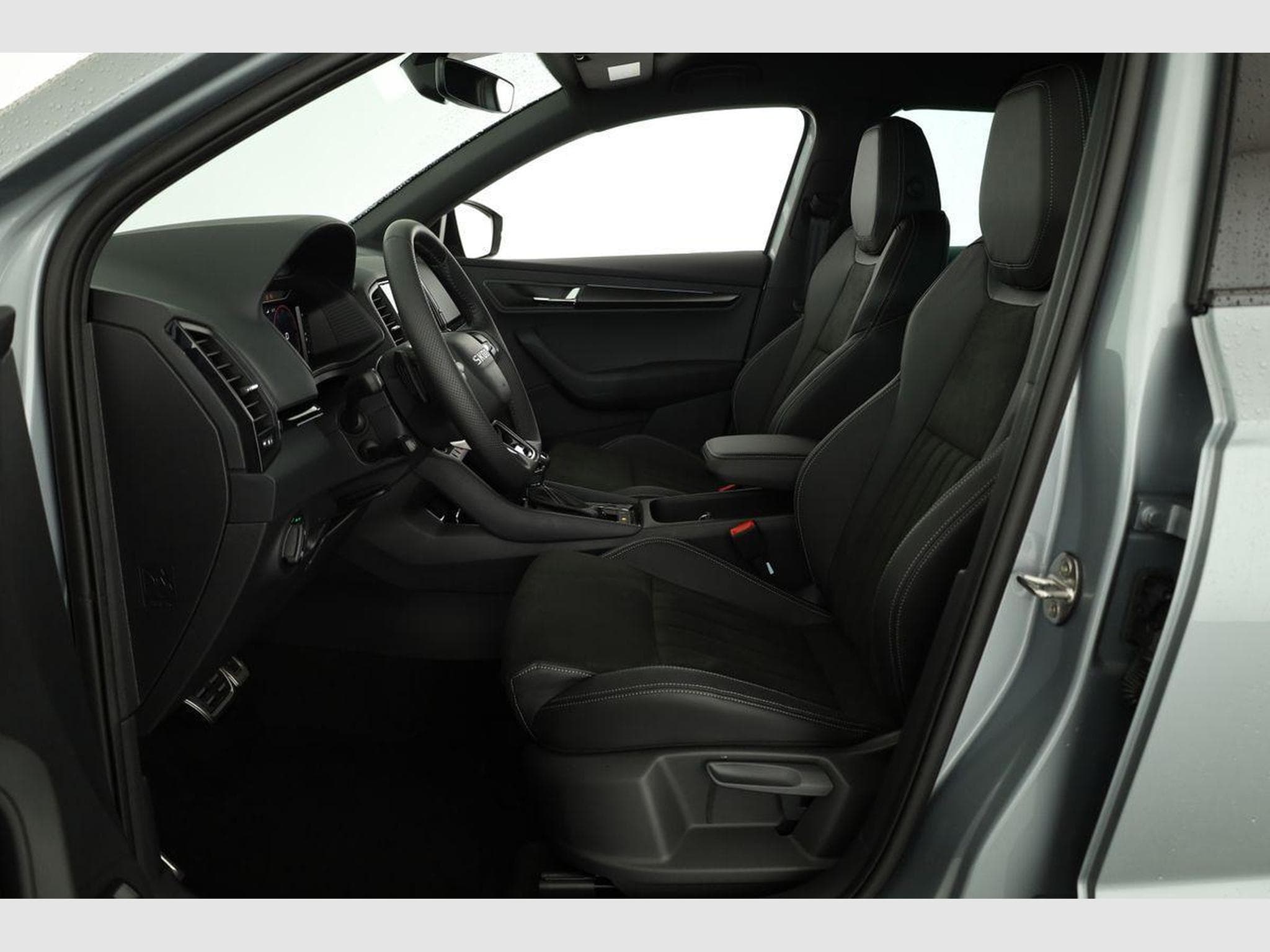 Skoda Karoq Sportline (2026) - Foto 10