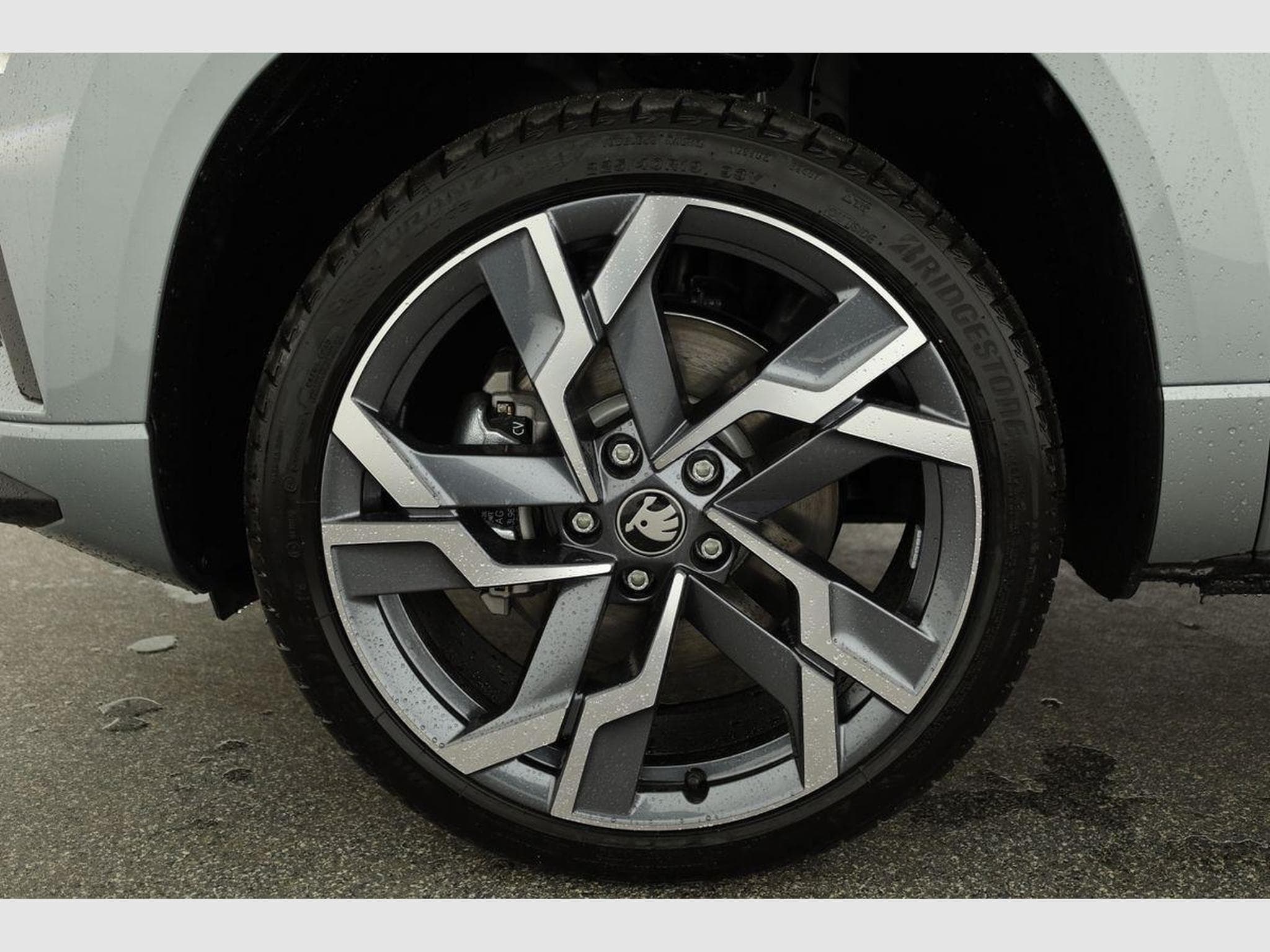 Skoda Karoq Sportline (2026) - Foto 16