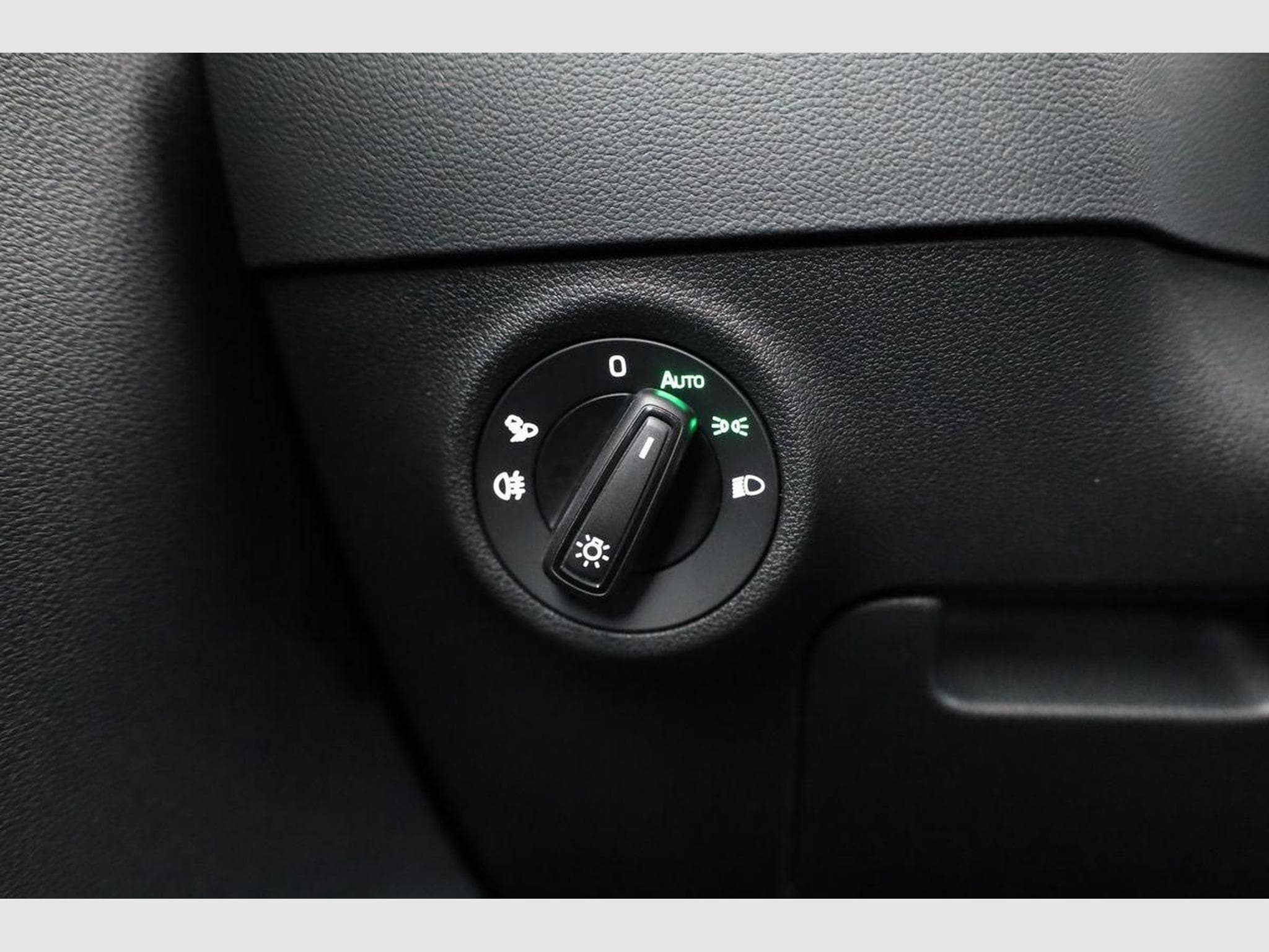 Skoda Karoq Sportline (2026) - Foto 8