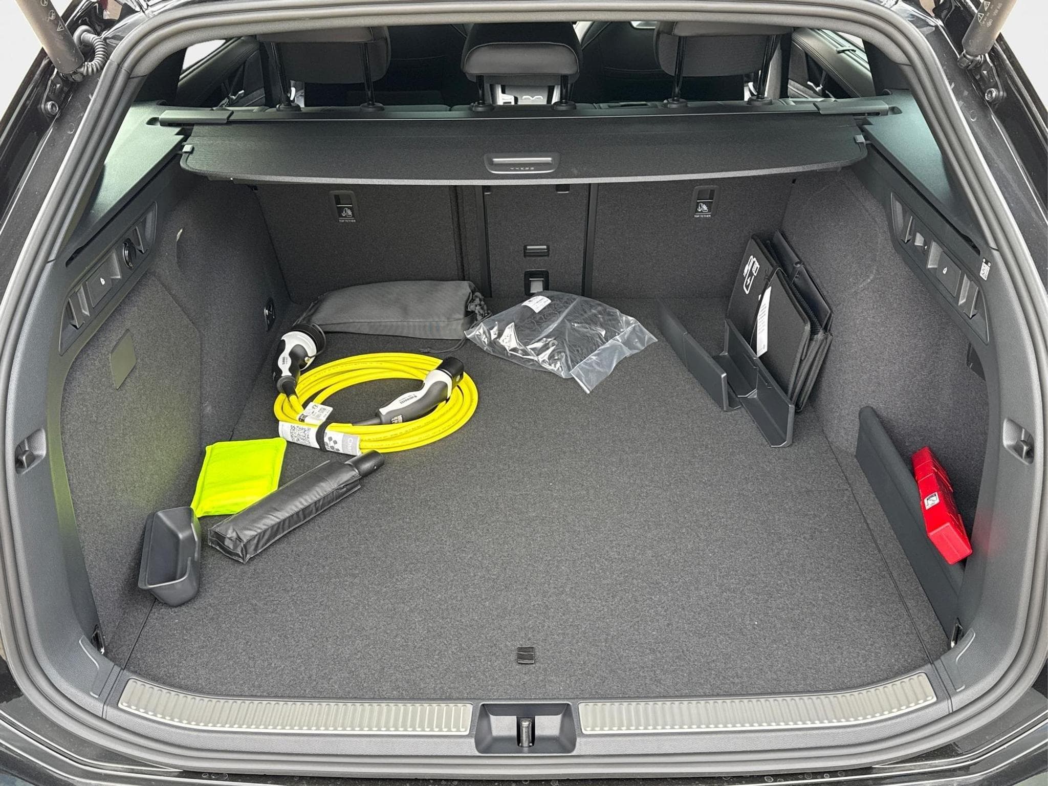VW Passat Variant R-Line Edition Plus (2026) - Foto 10