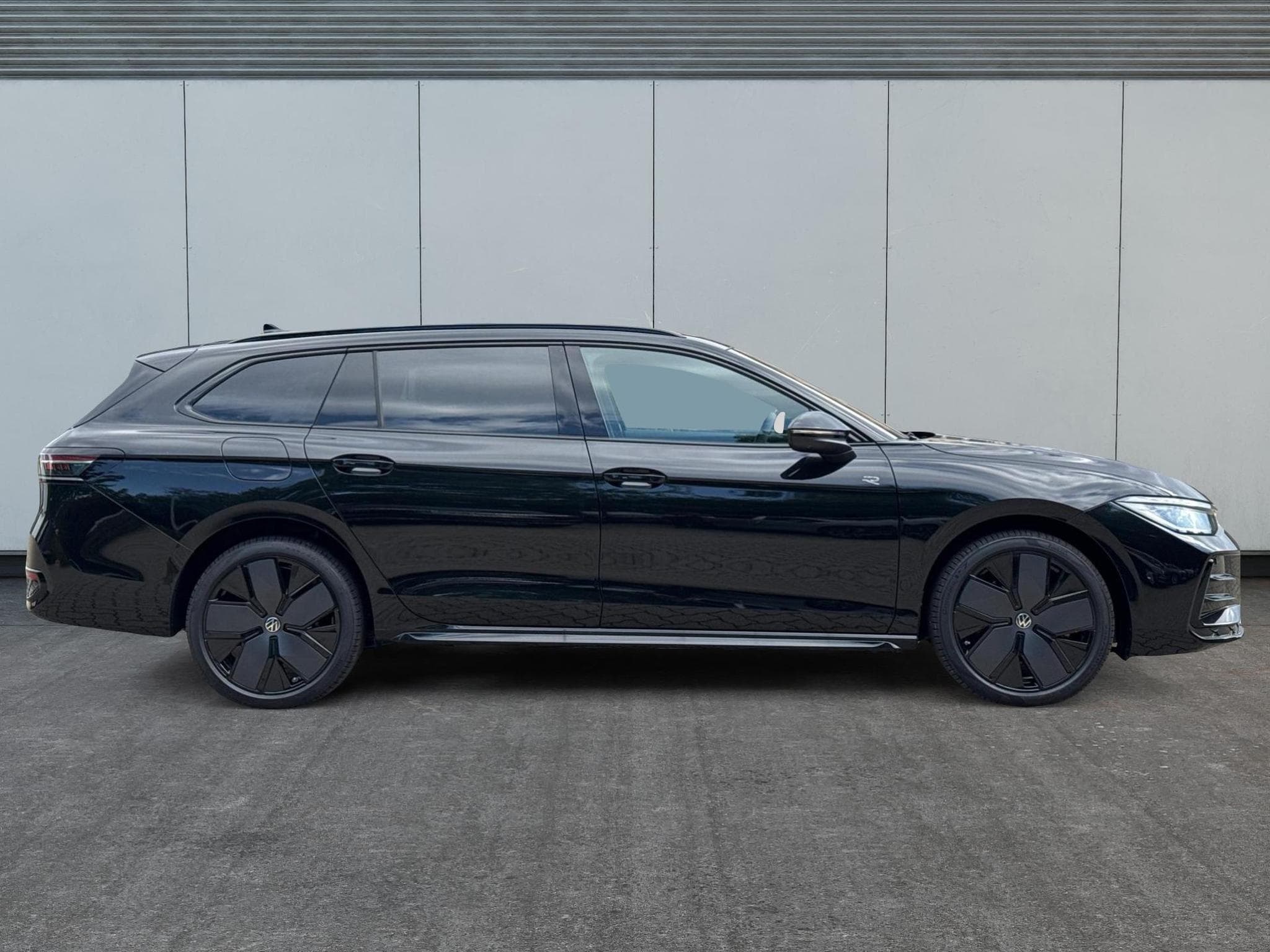 VW Passat Variant R-Line Edition Plus (2026) - Foto 5