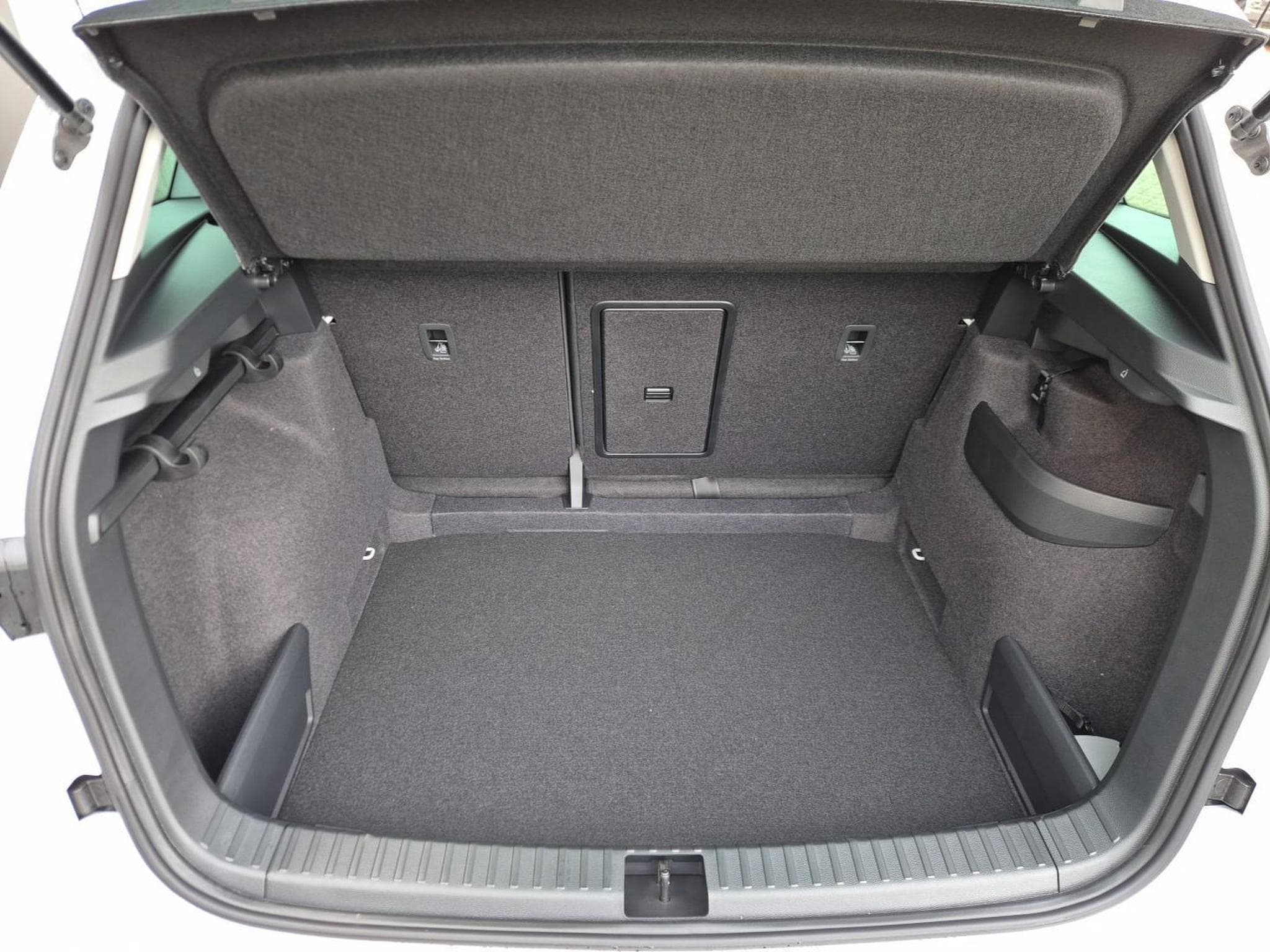 Skoda Karoq 1.5 TSI 150PS (2026) - Foto 9