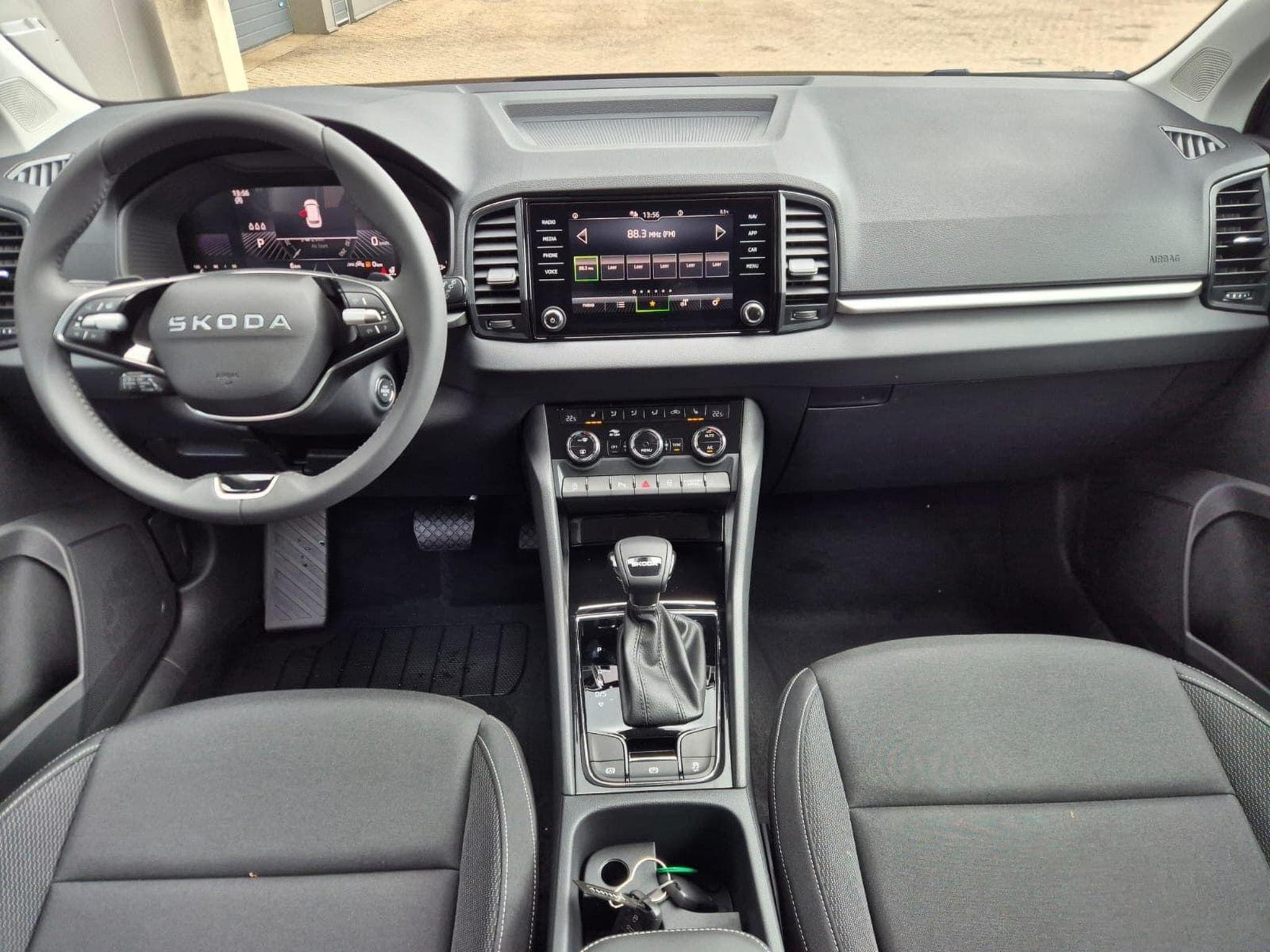 Skoda Karoq 1.5 TSI 150PS (2026) - Foto 12