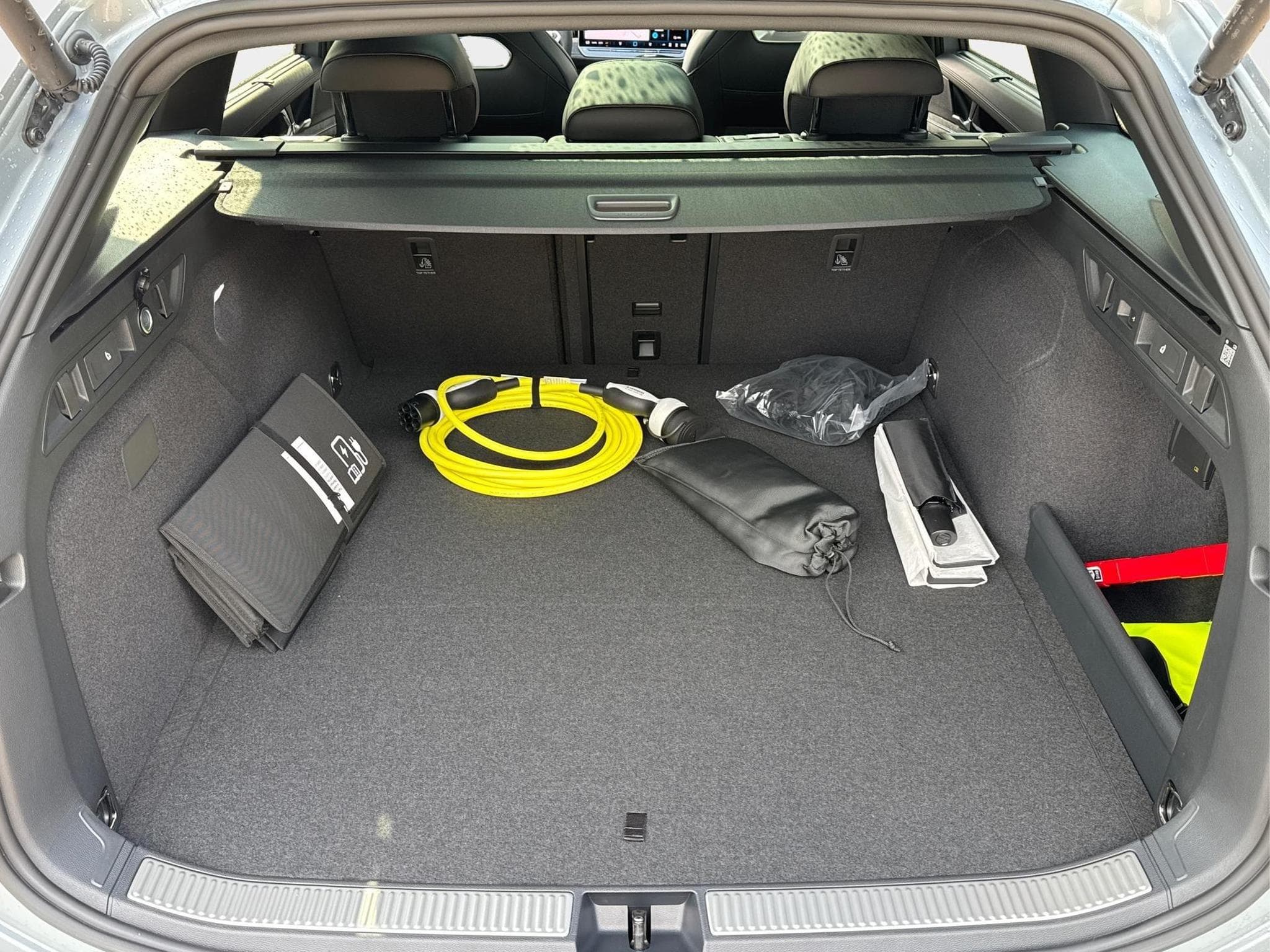 VW Passat Variant R-Line Edition Plus (2026) - Foto 10