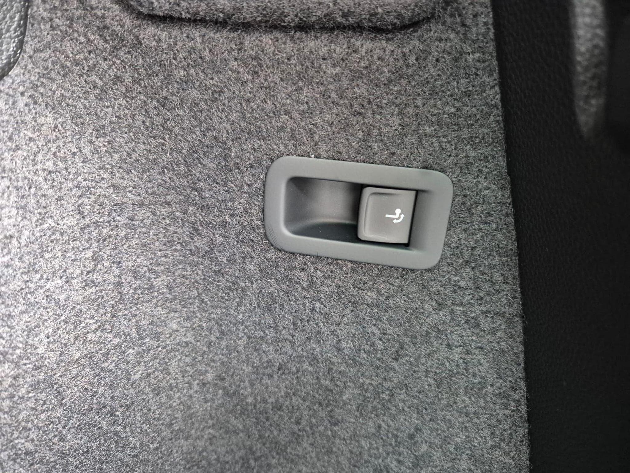 Skoda Karoq 1.5 TSI 150PS (2026) - Foto 10