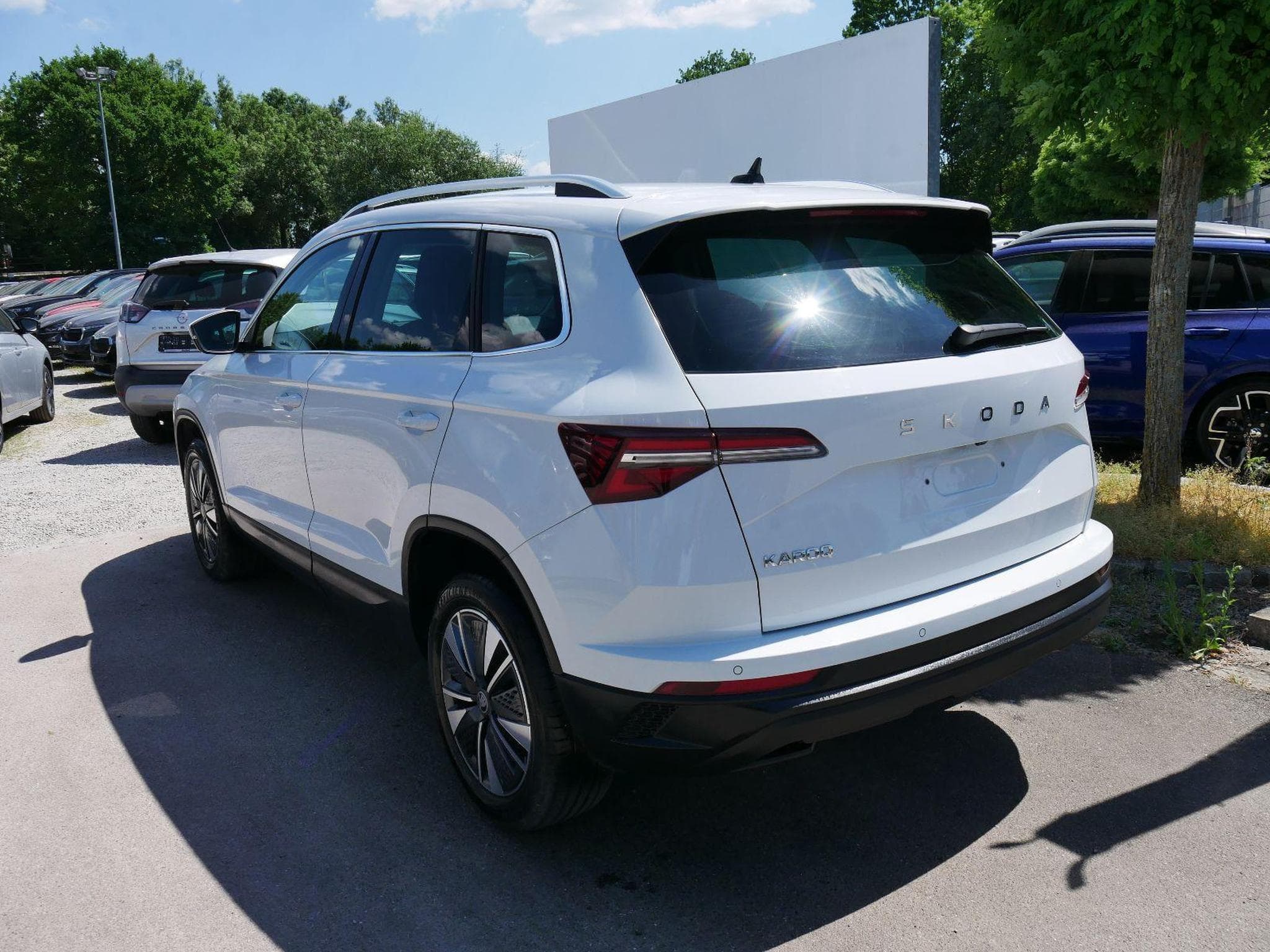 Skoda Karoq Selection 1.5 TSI (2025) - Foto 8