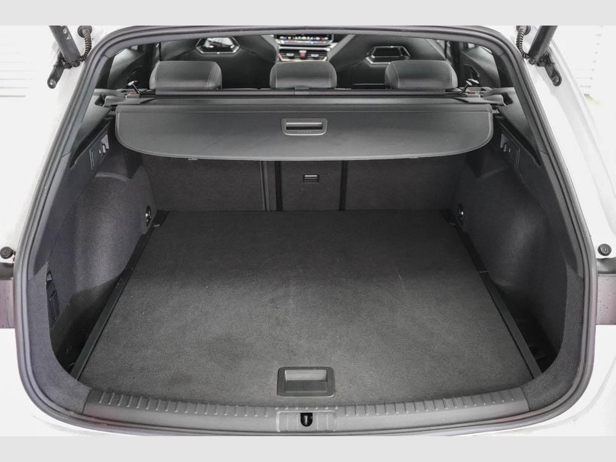 Cupra Leon ST 2,0 TSI (2025) - Foto 18