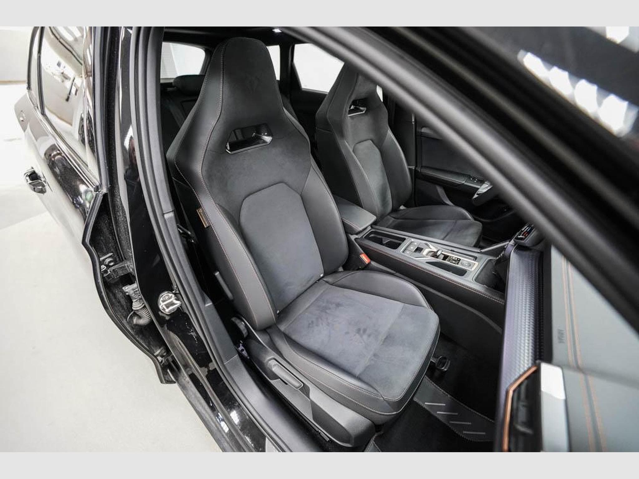 Cupra Leon ST 2,0 TSI (2025) - Foto 22