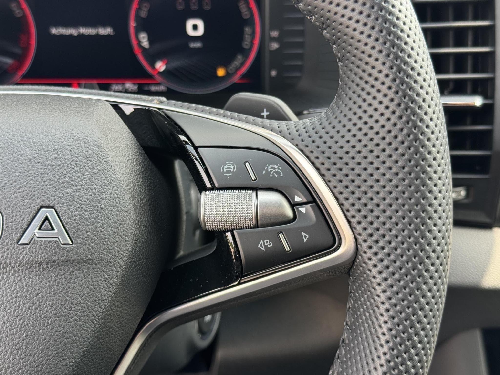 Skoda Karoq Sportline (2026) - Foto 13