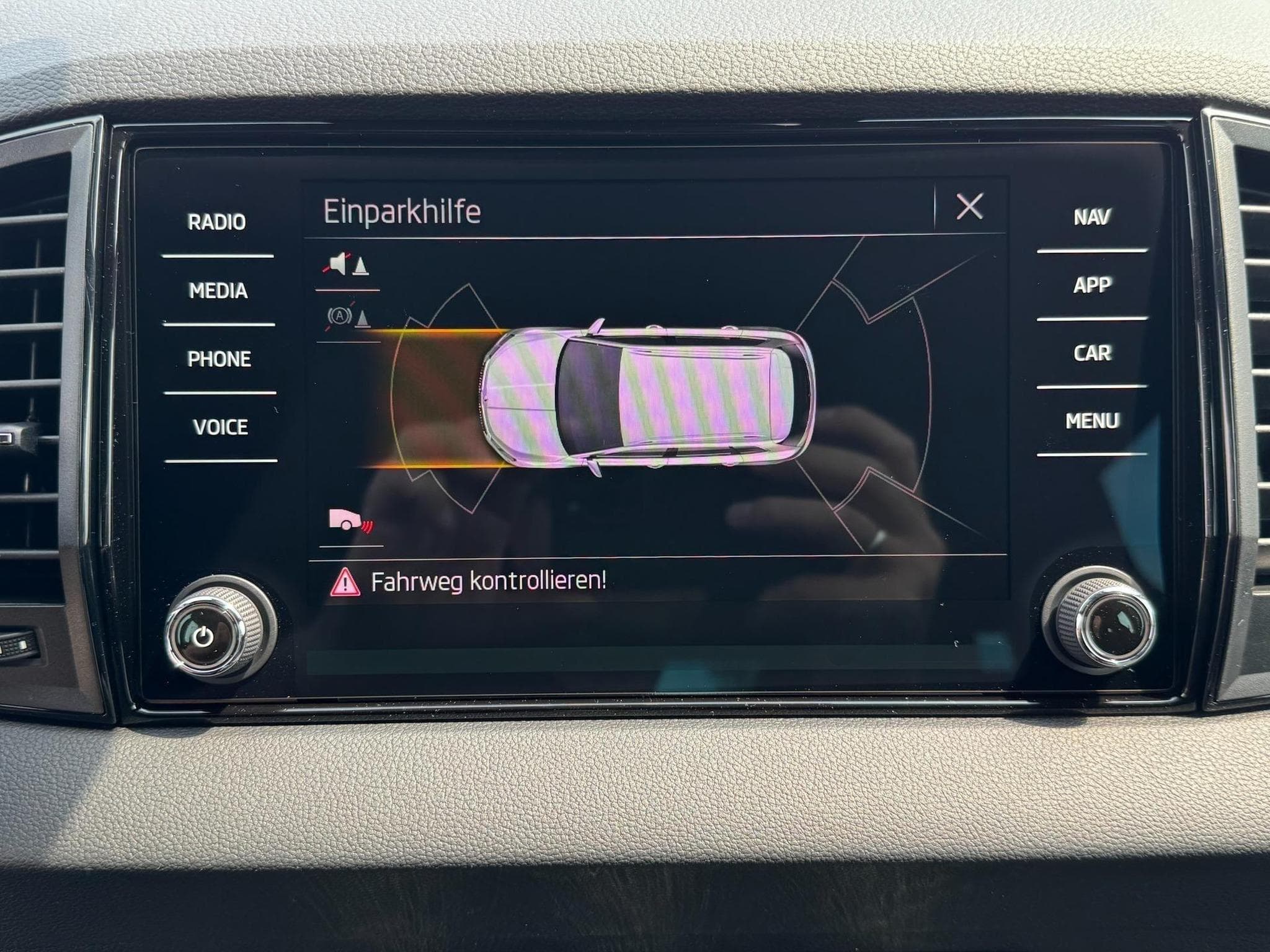 Skoda Karoq Sportline (2026) - Foto 18