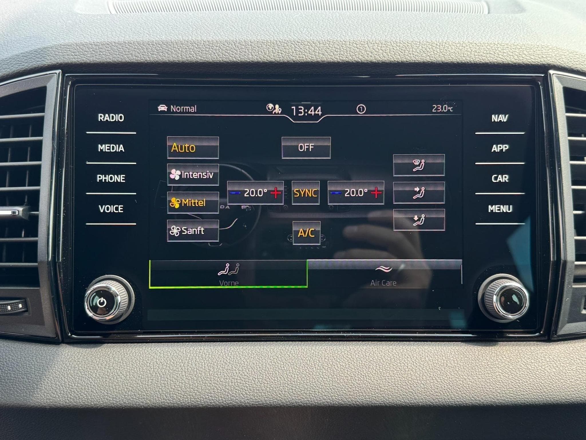 Skoda Karoq Sportline (2026) - Foto 22