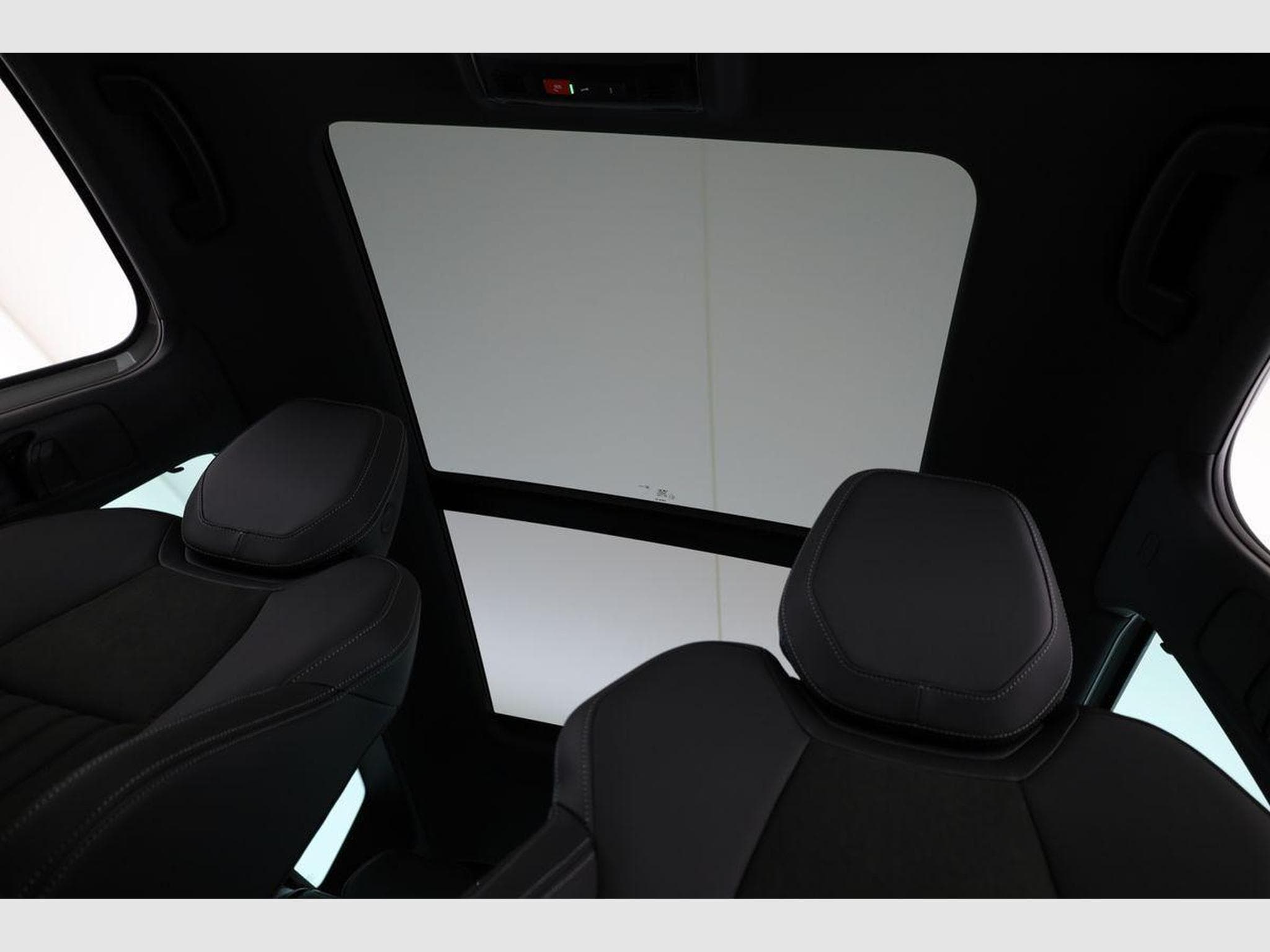 Skoda Karoq Sportline 4x4 (2026) - Foto 10