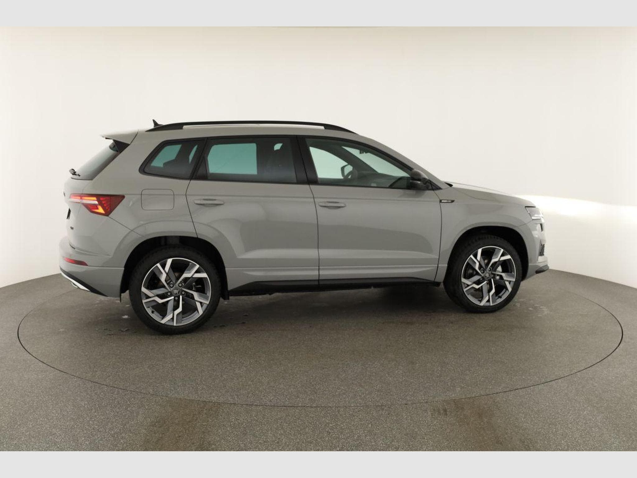 Skoda Karoq Sportline 4x4 (2026) - Foto 22
