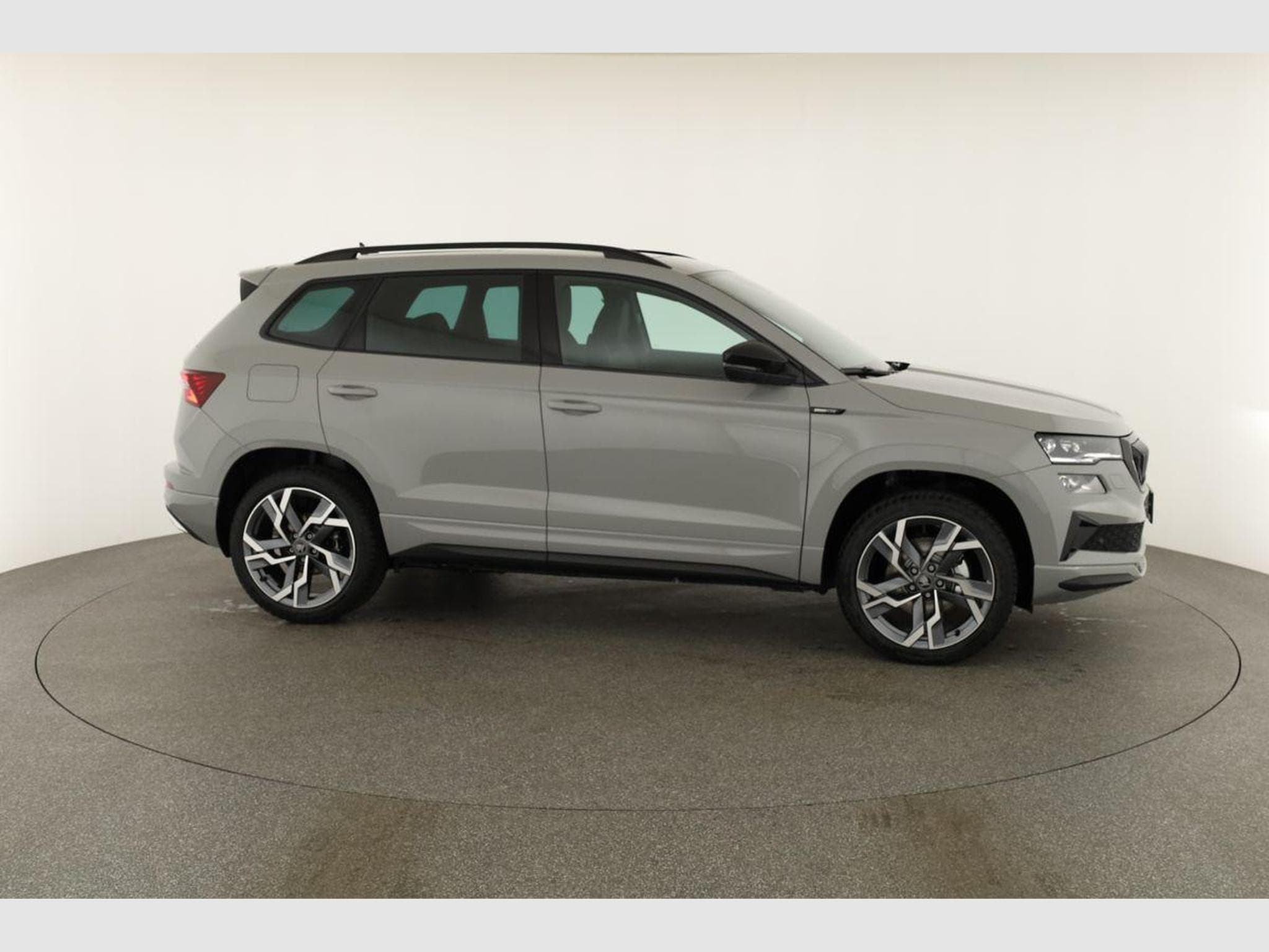 Skoda Karoq Sportline 4x4 (2026) - Foto 24