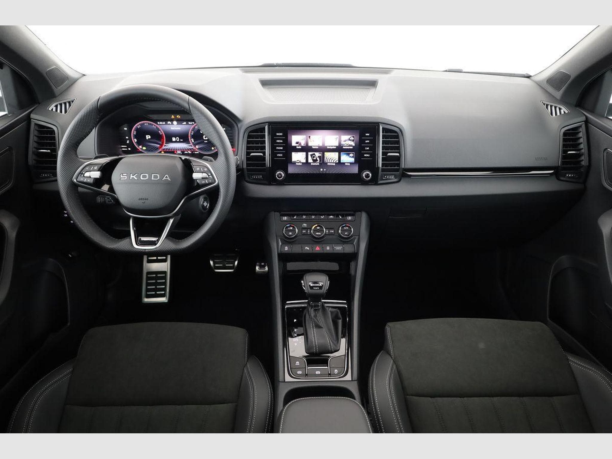 Skoda Karoq Sportline 4x4 (2026) - Foto 4