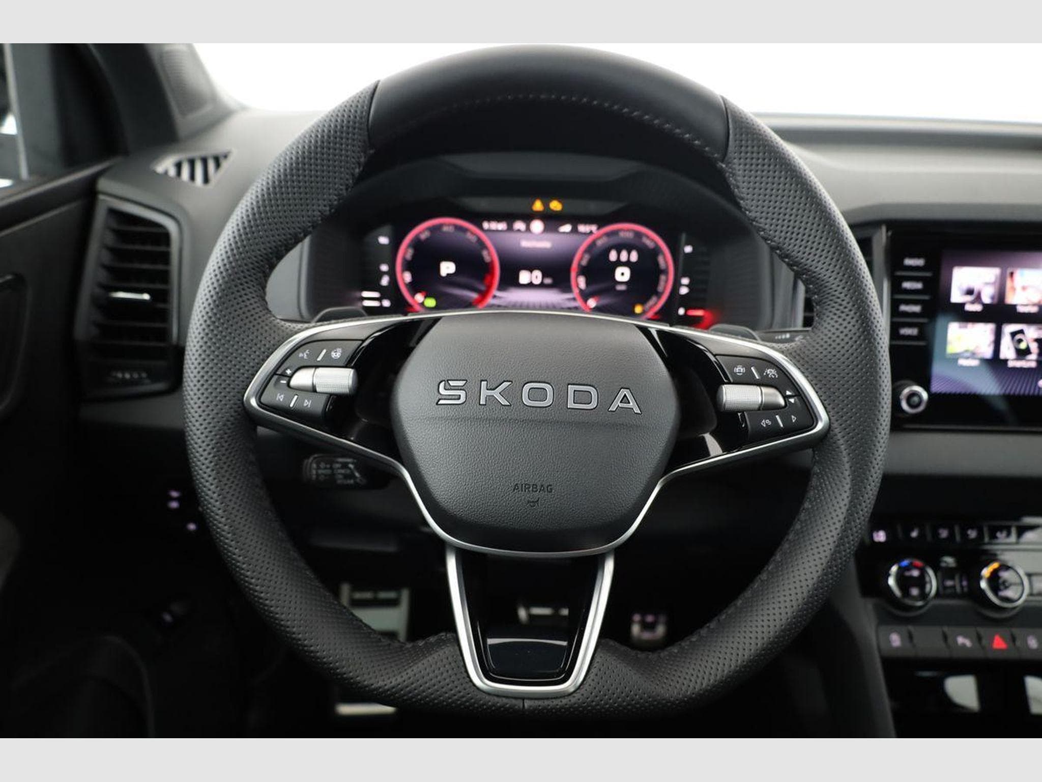 Skoda Karoq Sportline 4x4 (2026) - Foto 5