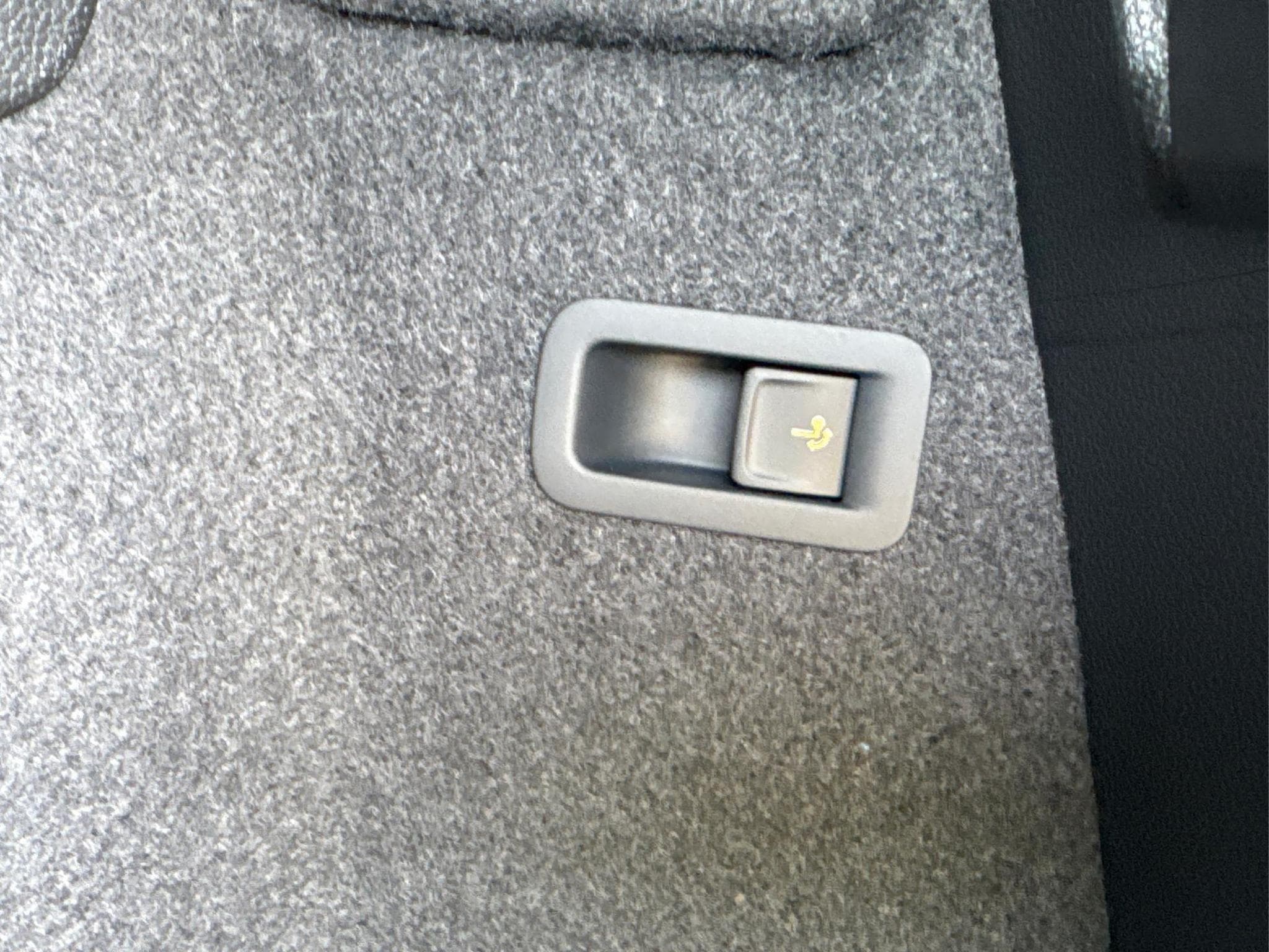 Skoda Karoq Selection (2026) - Foto 14