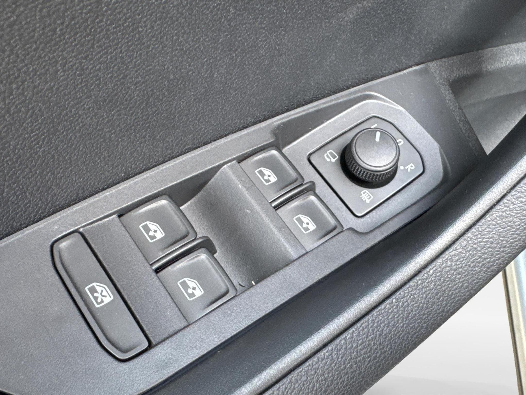 Skoda Karoq Selection (2026) - Foto 16