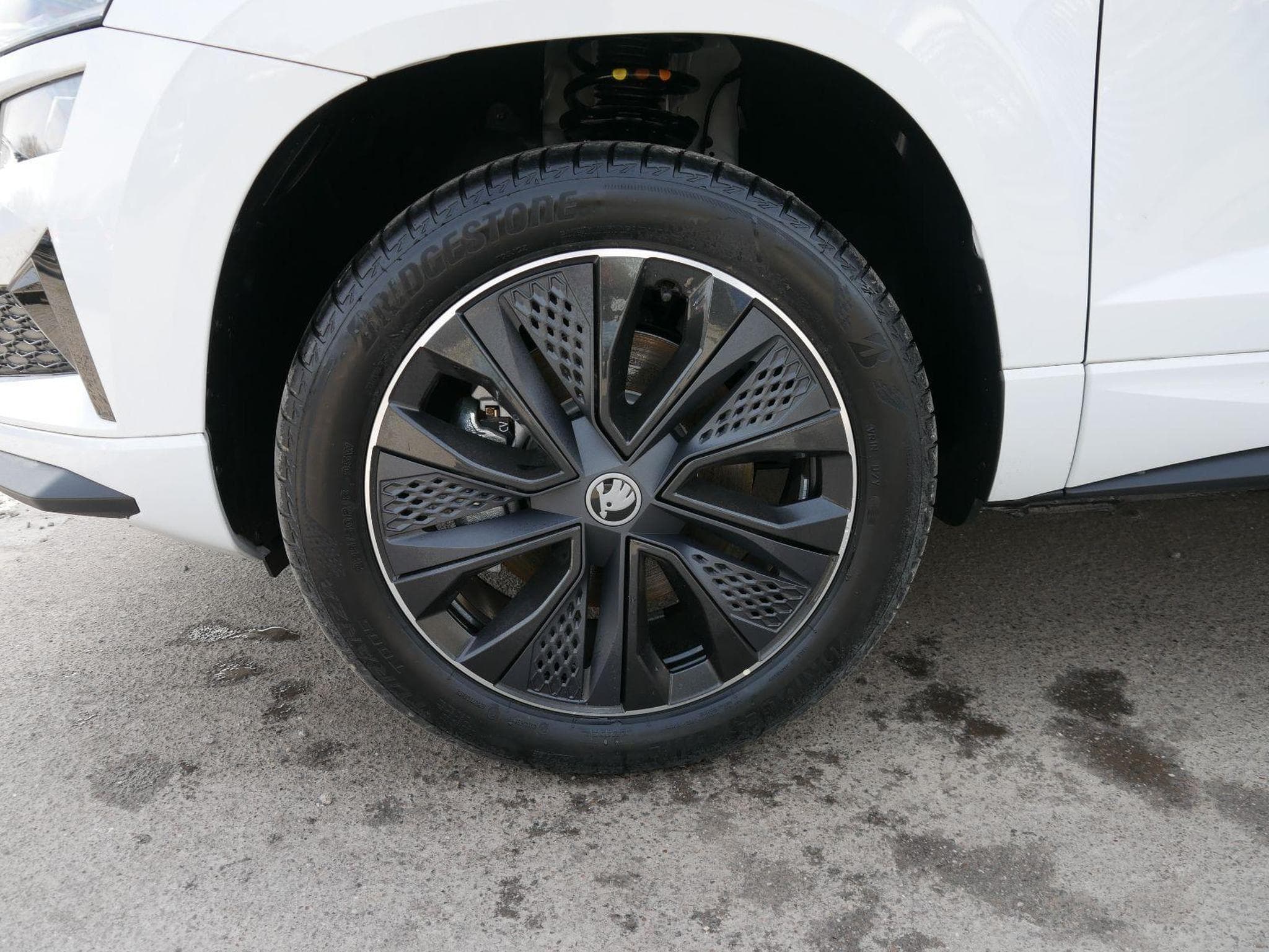 Skoda Karoq Sportline 2.0 TSI 4x4 DSG (2026) - Foto 3