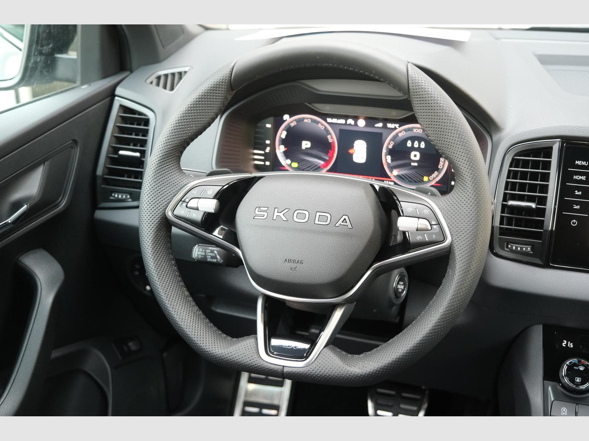 Skoda Karoq 1.5 TSI DSG (2026) - Foto 10