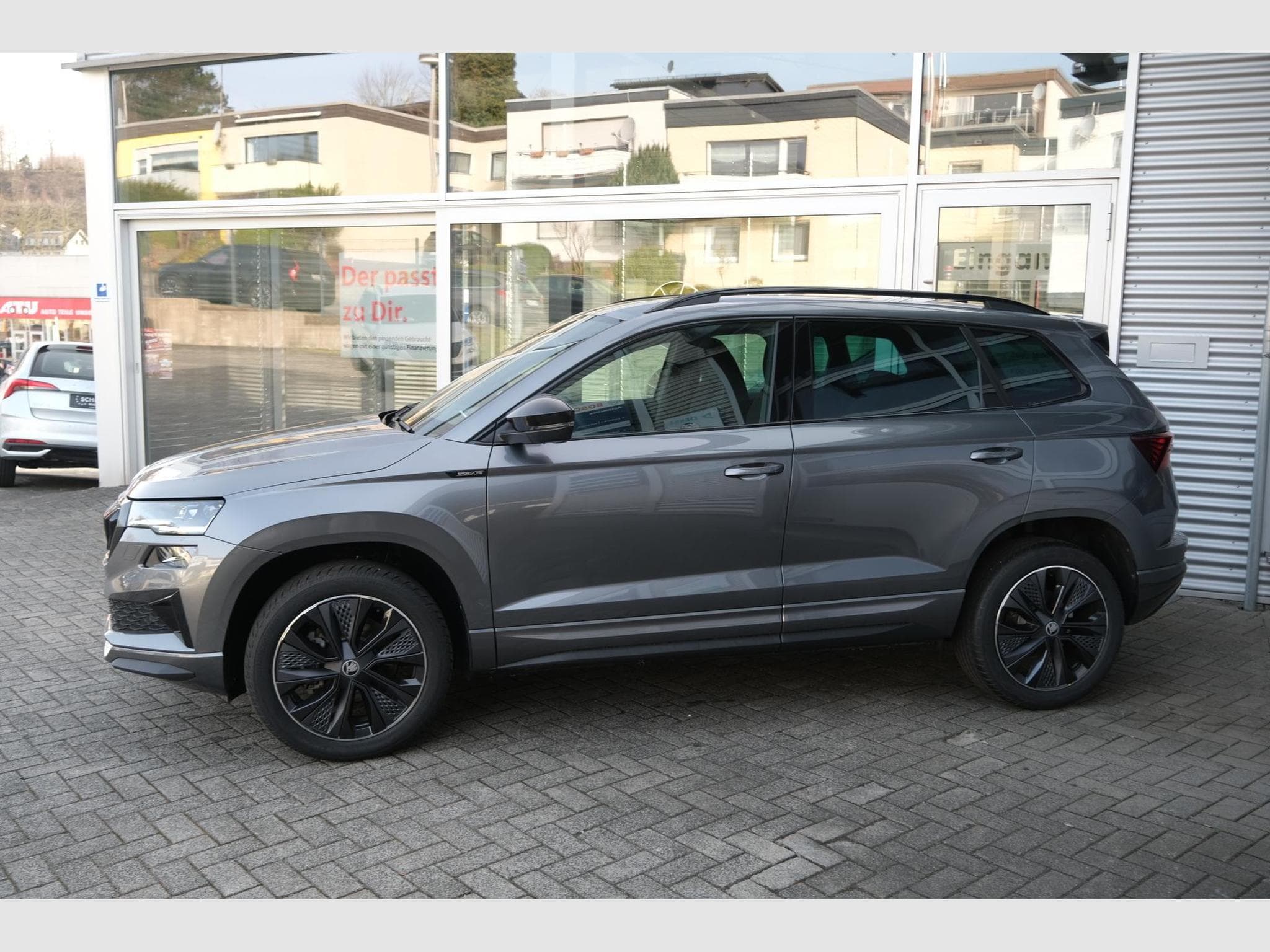 Skoda Karoq 1.5 TSI DSG (2026) - Foto 2