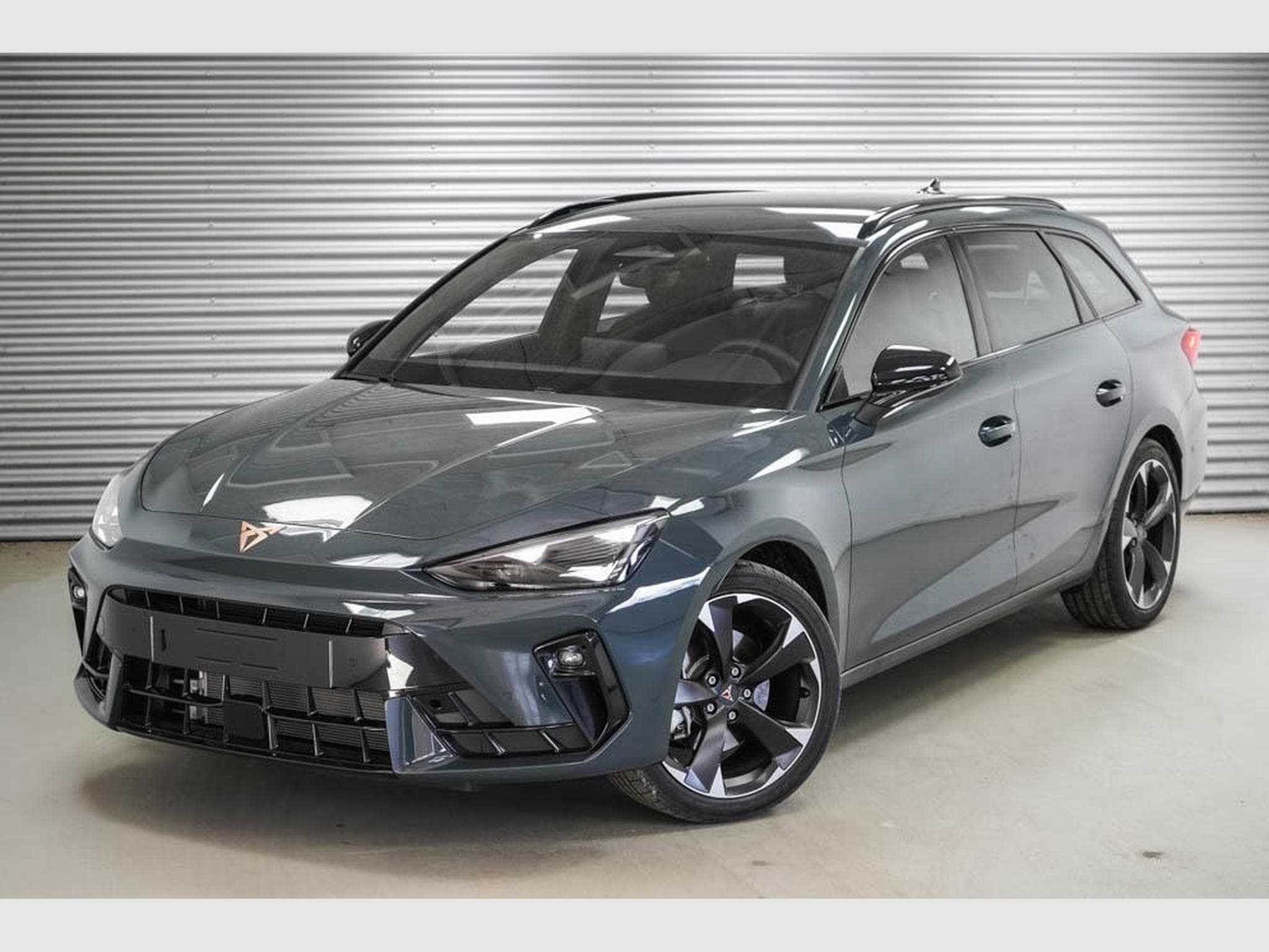 Cupra Leon ST 2,0 TSI (2026) - Foto 1