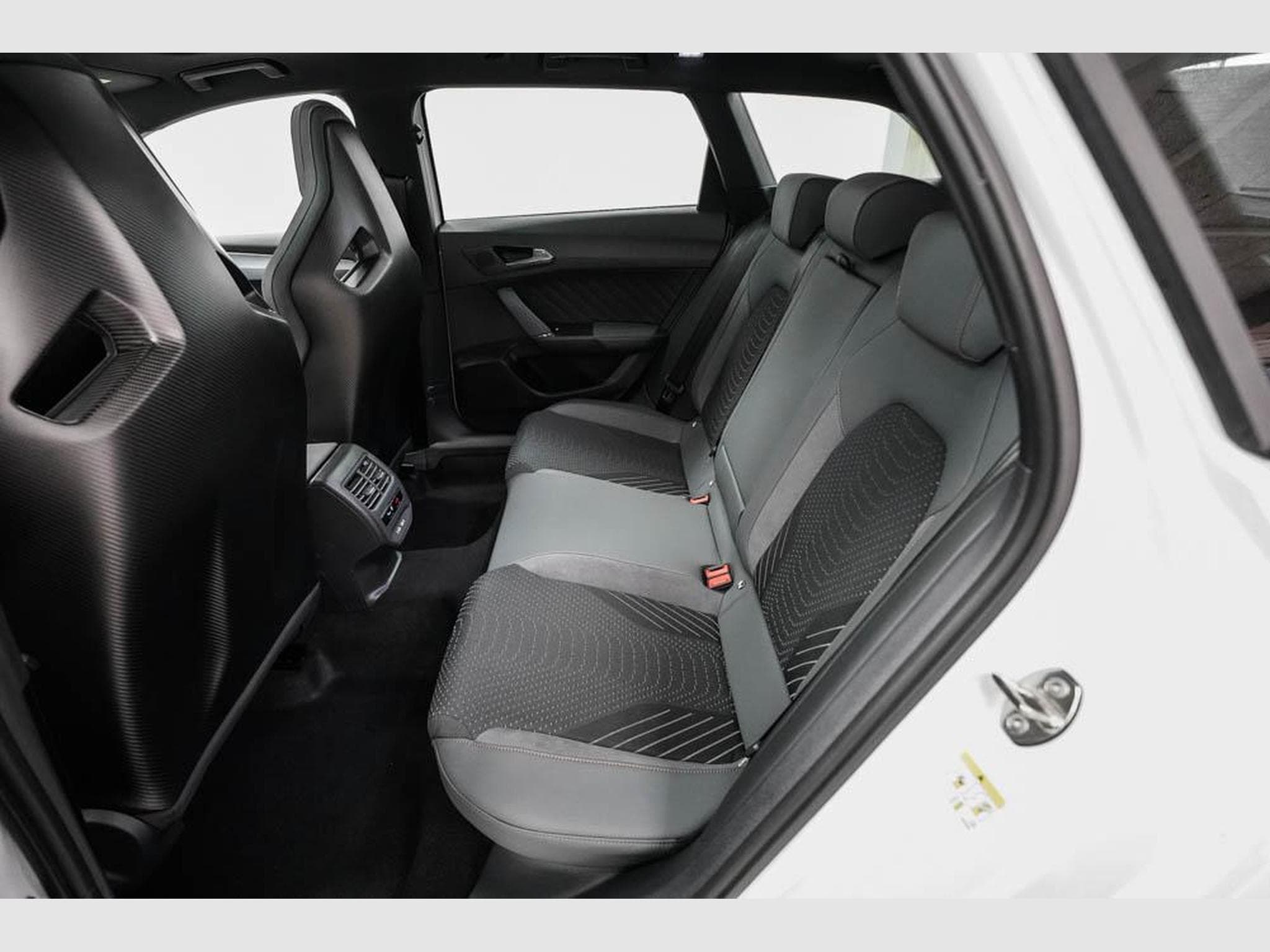 Cupra Leon ST 2,0 TSI (2026) - Foto 16