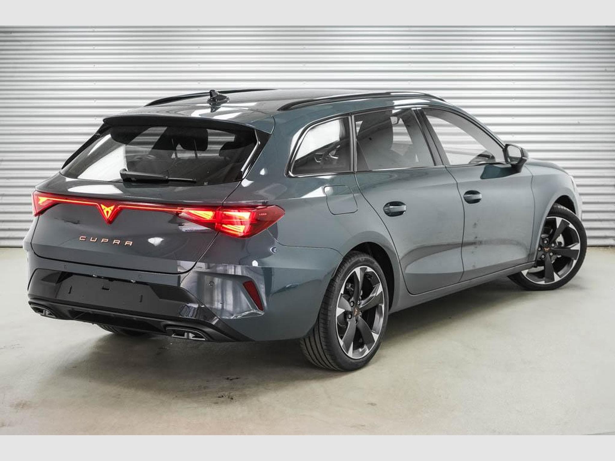Cupra Leon ST 1,5 eTSI (2026) - Foto 3