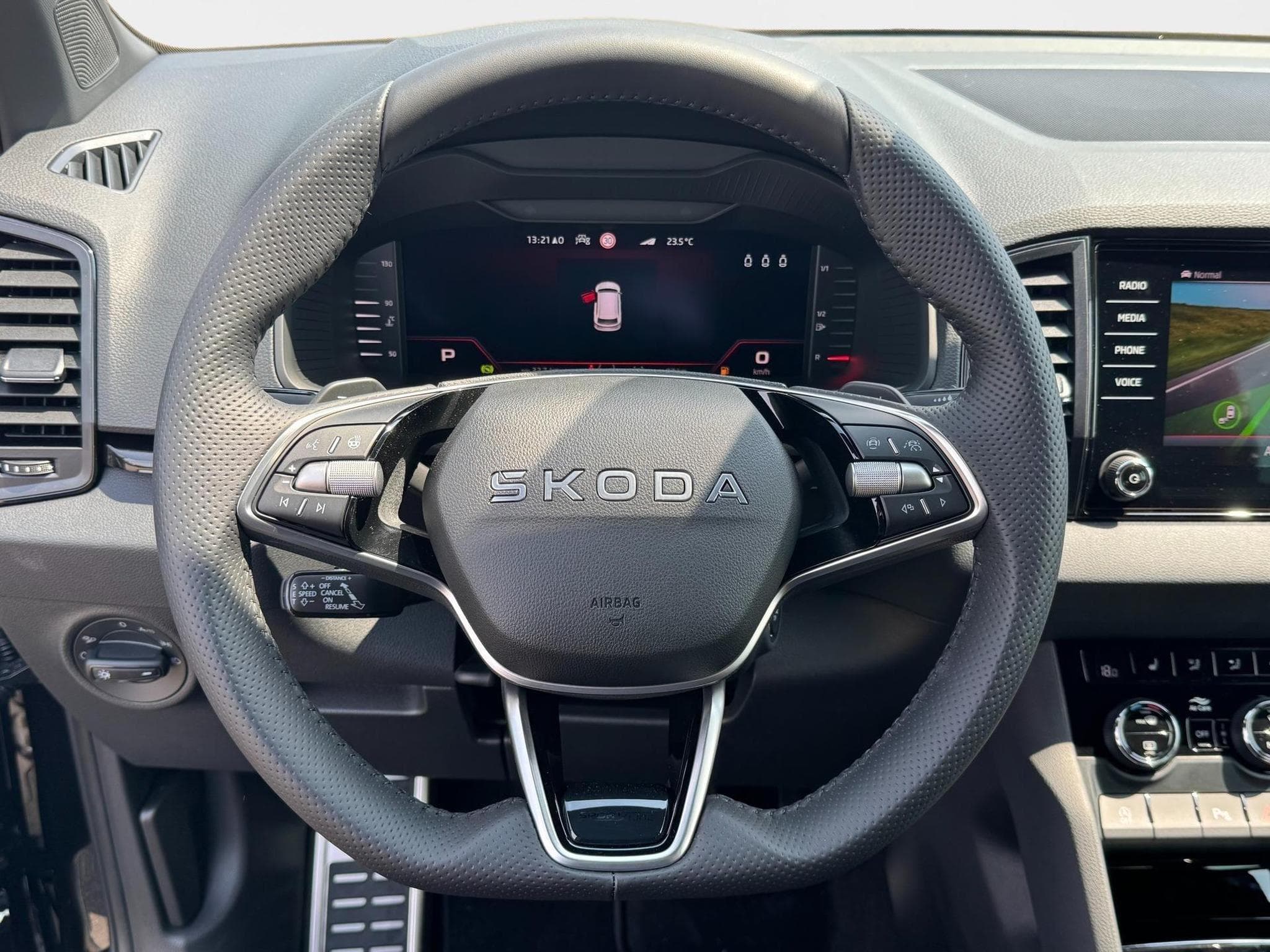 Skoda Karoq Sportline (2026) - Foto 11