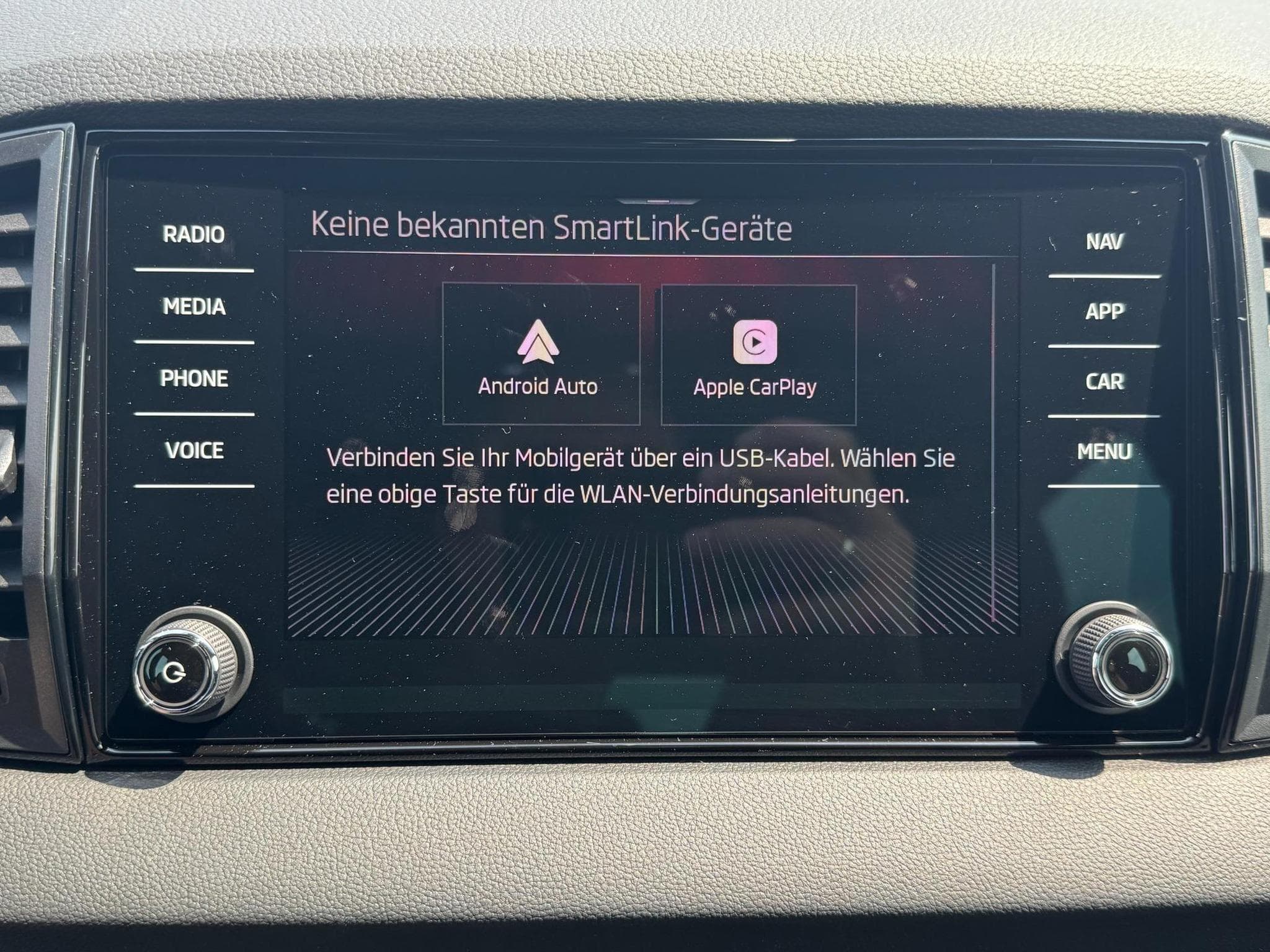 Skoda Karoq Sportline (2026) - Foto 22