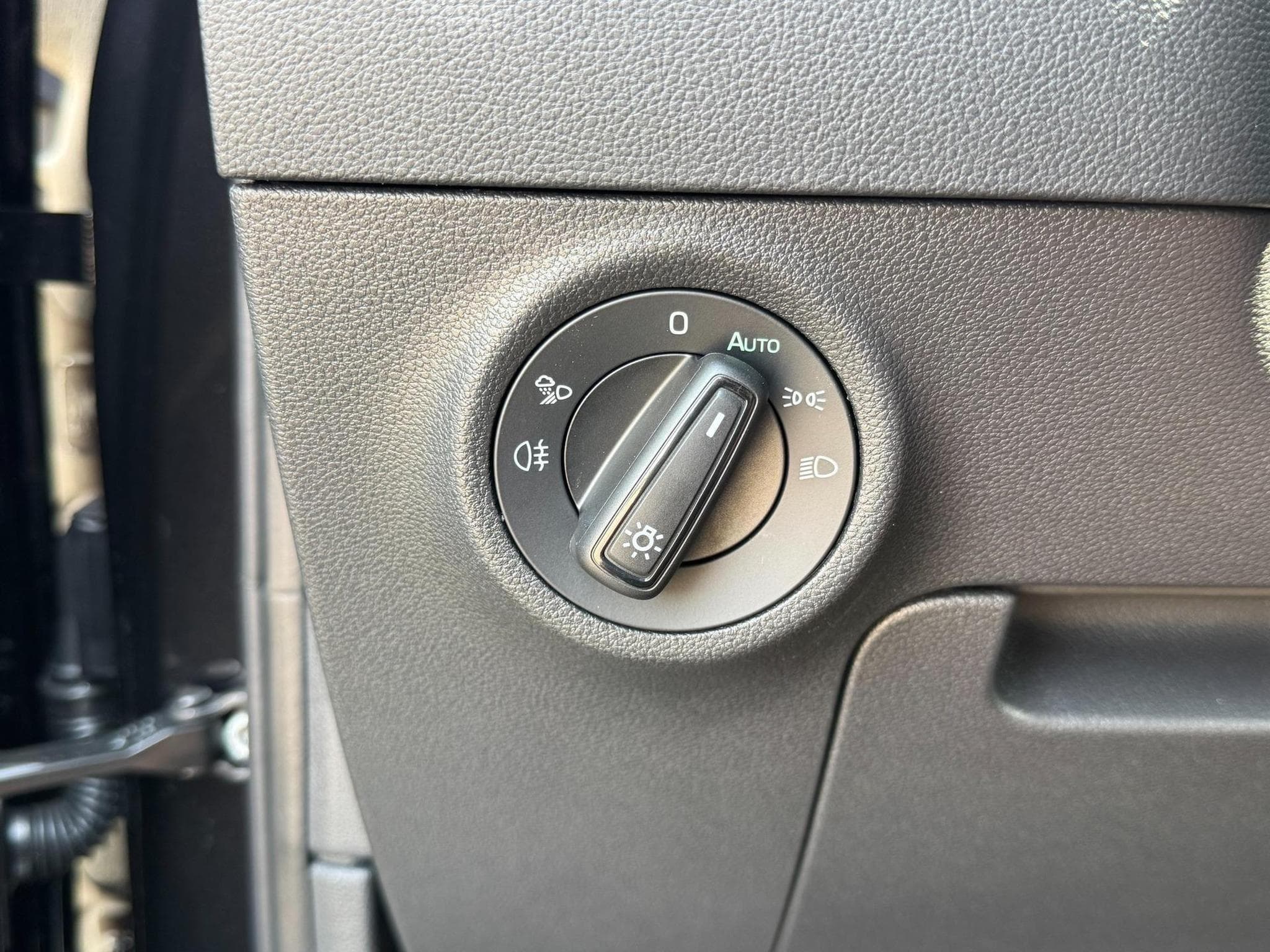Skoda Karoq Sportline (2026) - Foto 25
