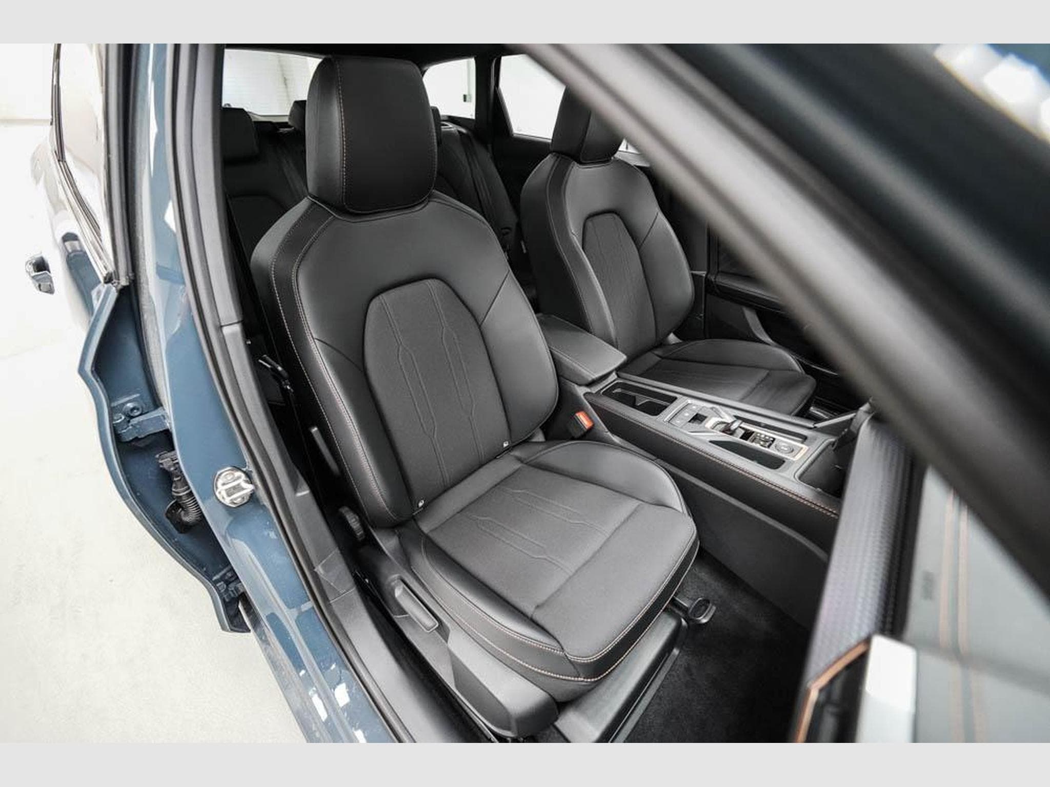 Cupra Leon ST 1,5 eTSI (2026) - Foto 22